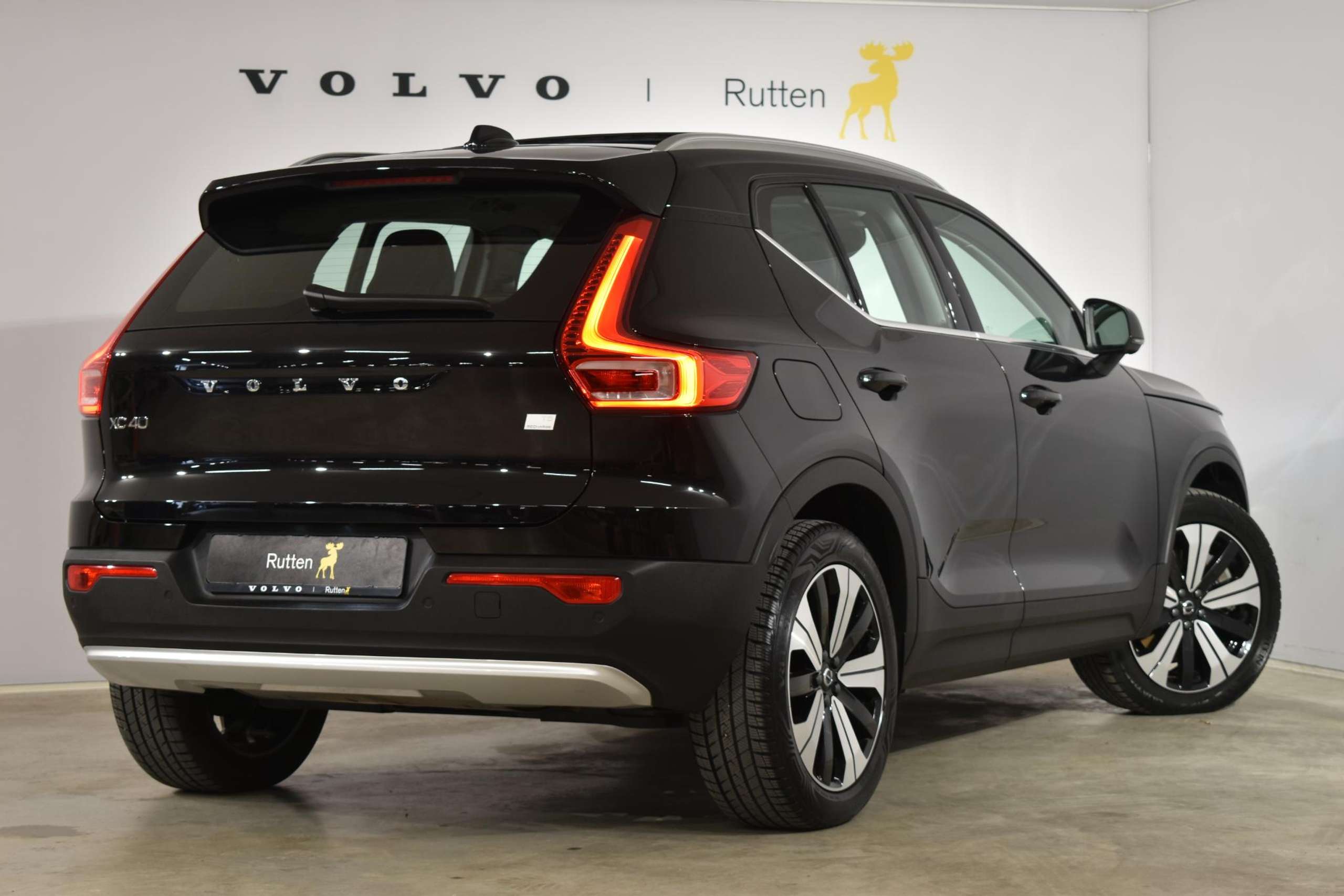 Volvo - XC40