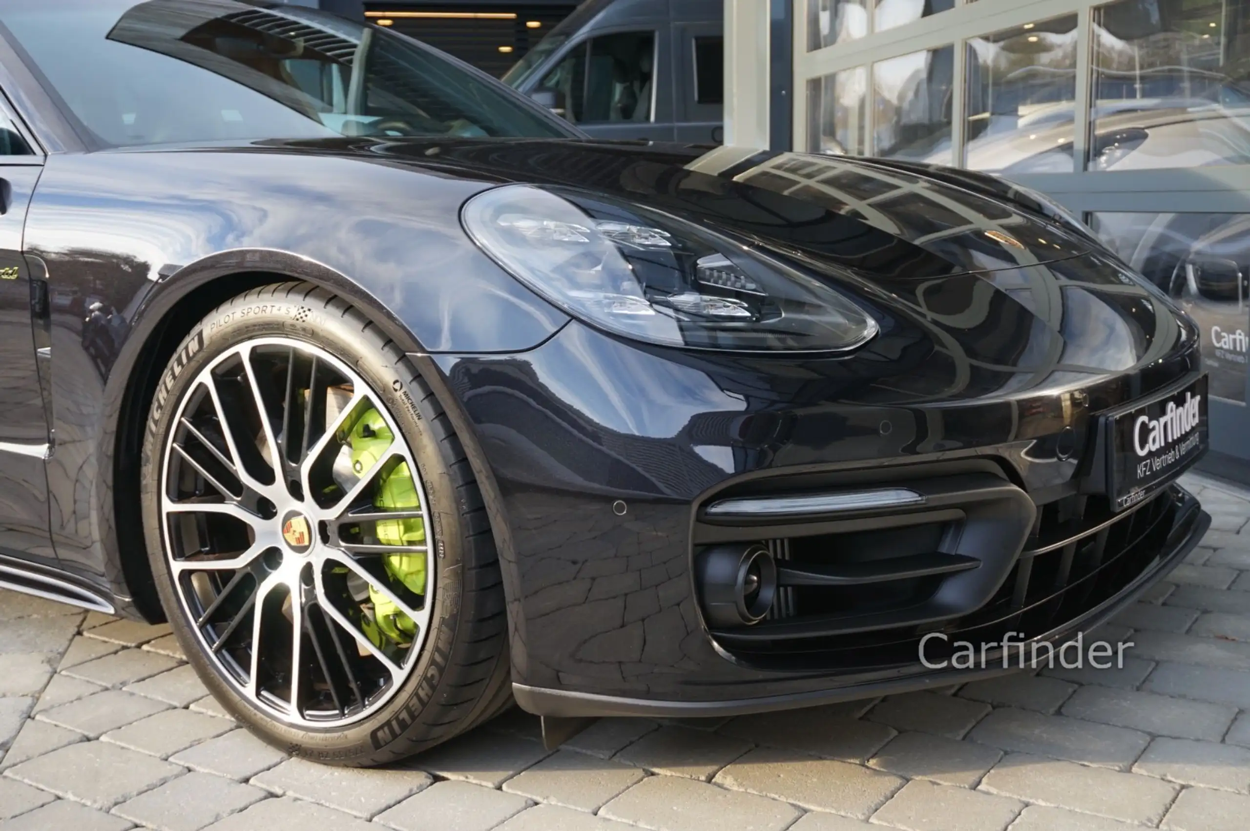 Porsche - Panamera