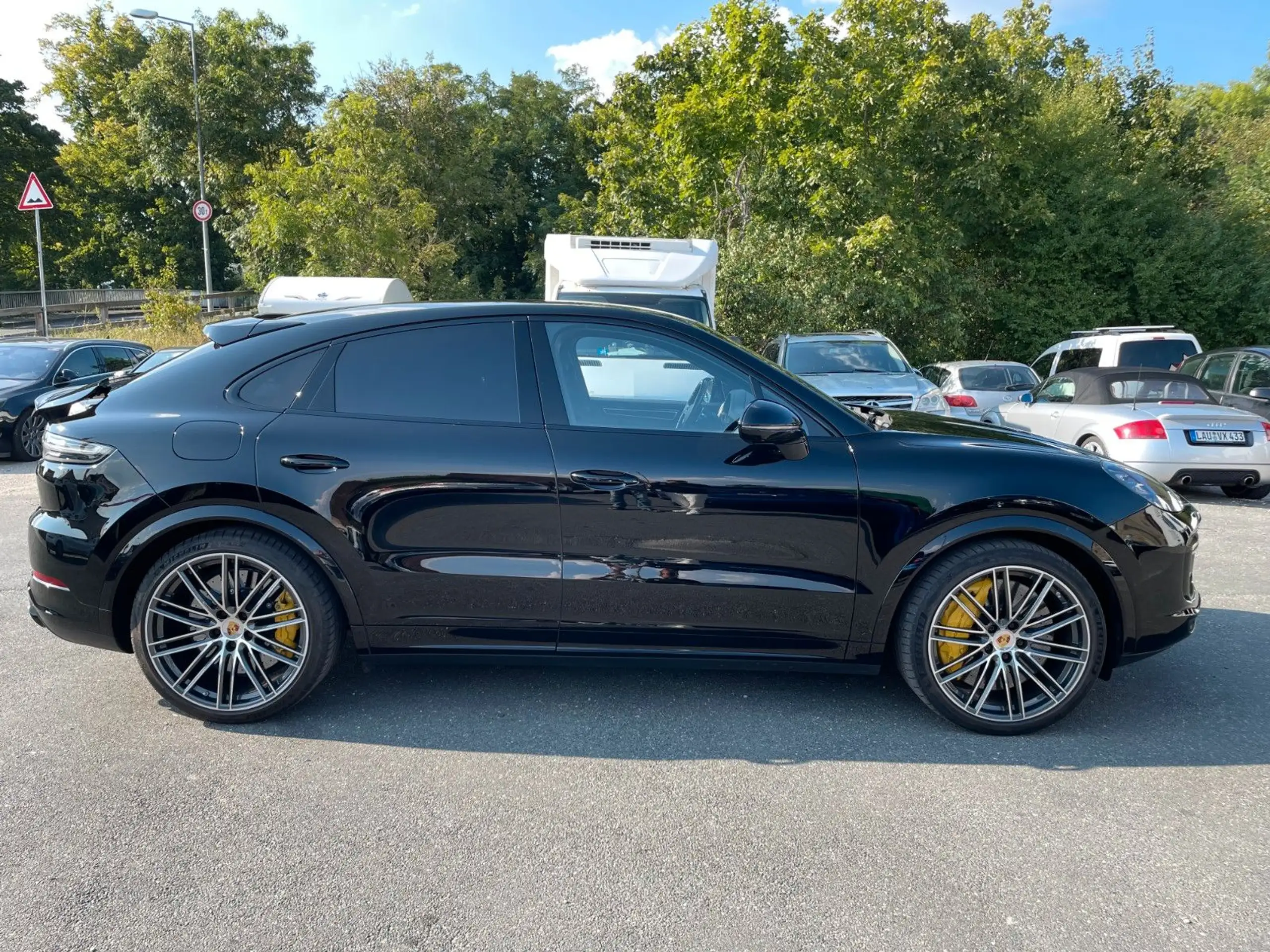 Porsche - Cayenne