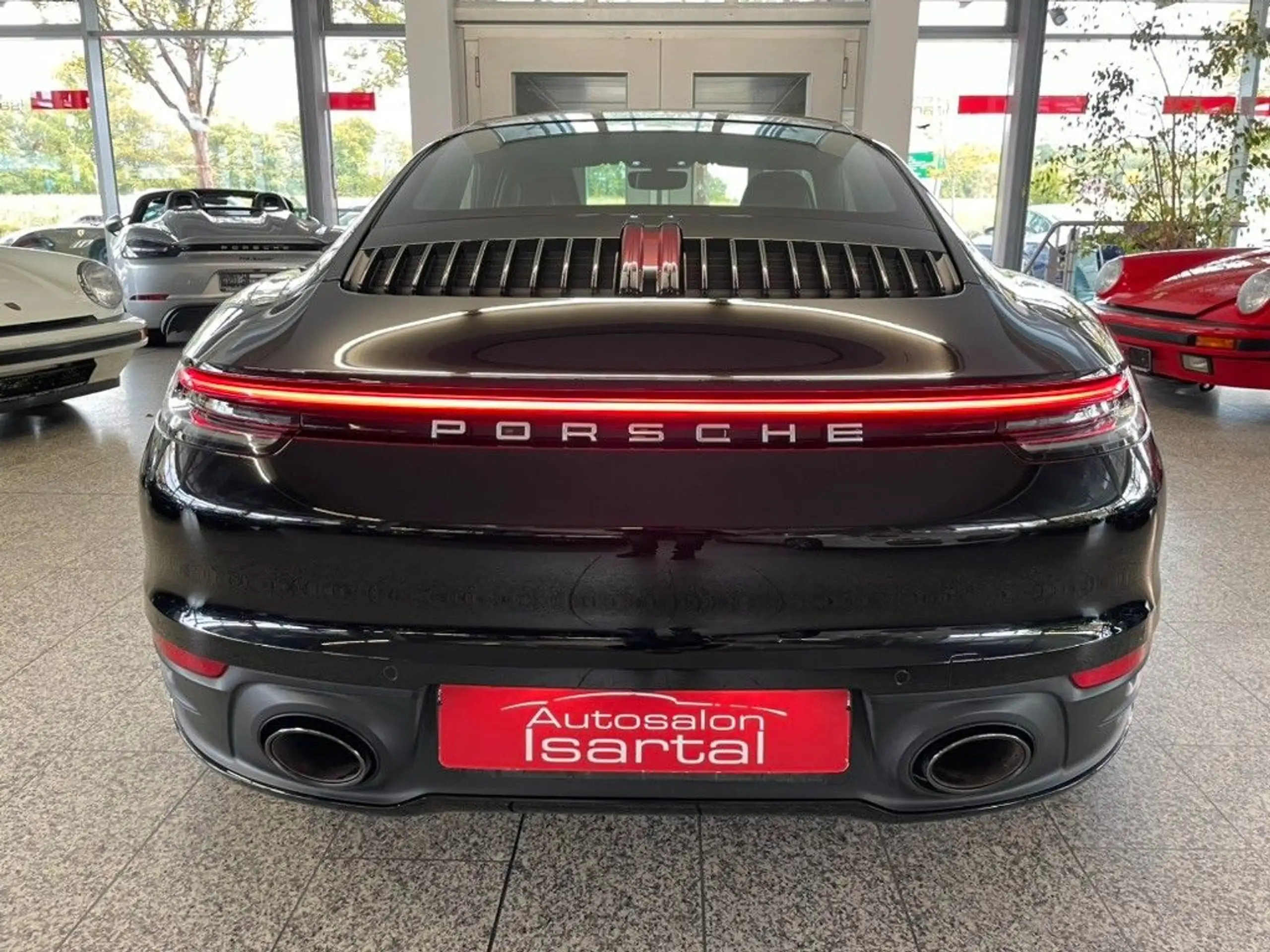 Porsche - 911