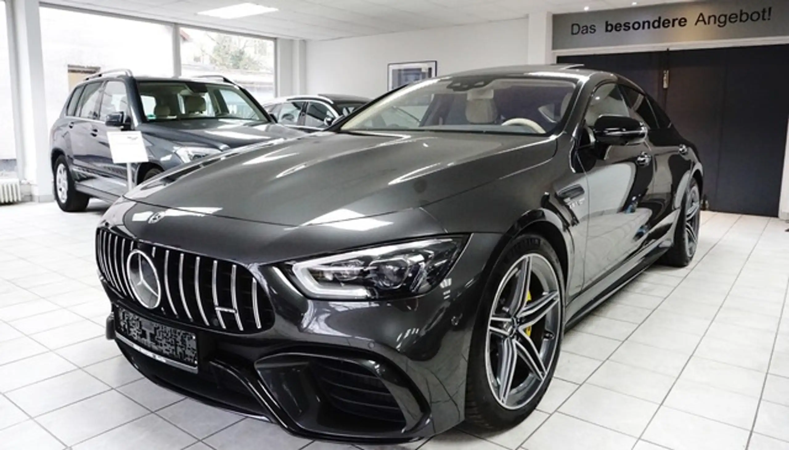 Mercedes-Benz - AMG GT