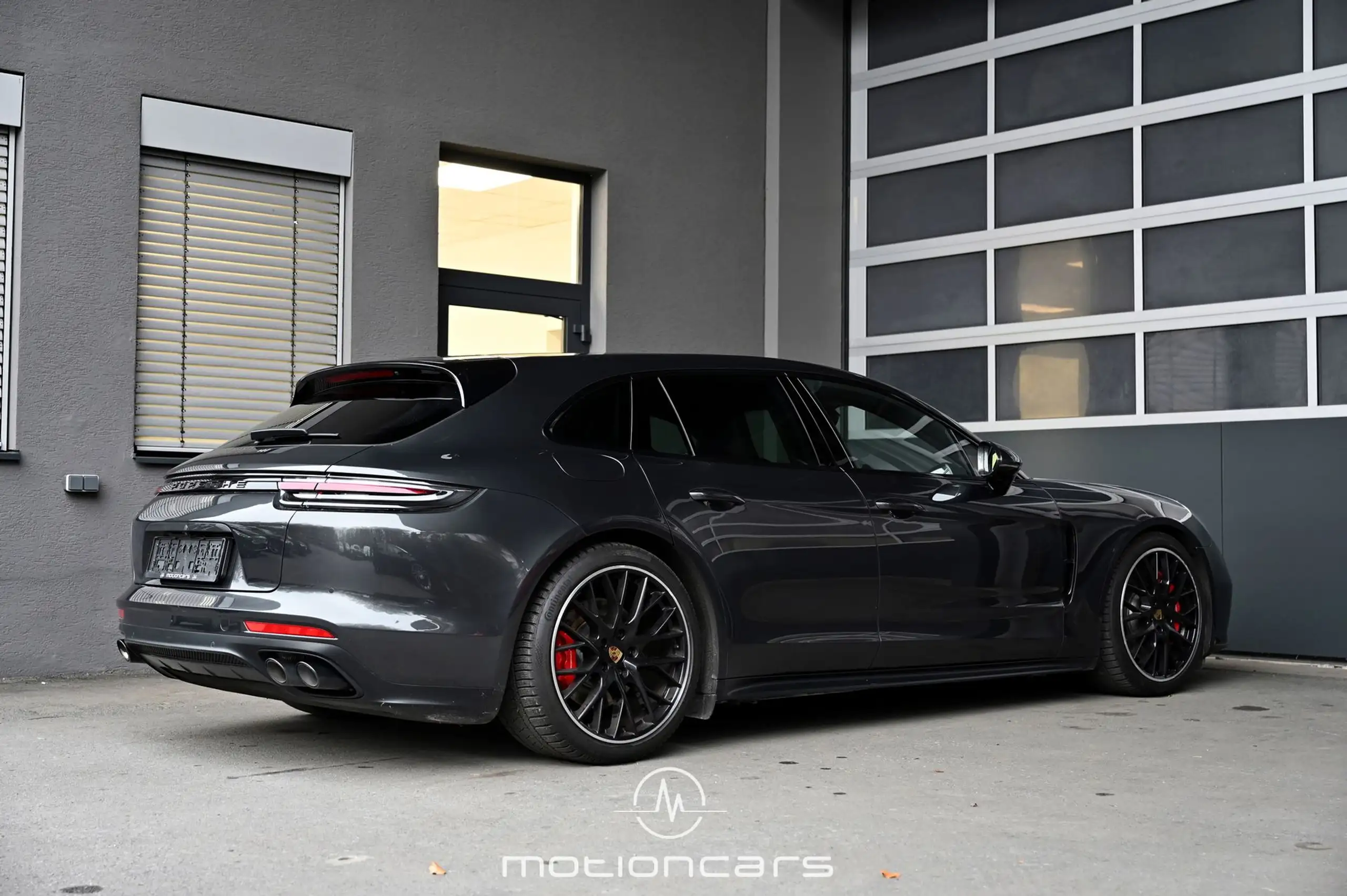 Porsche - Panamera