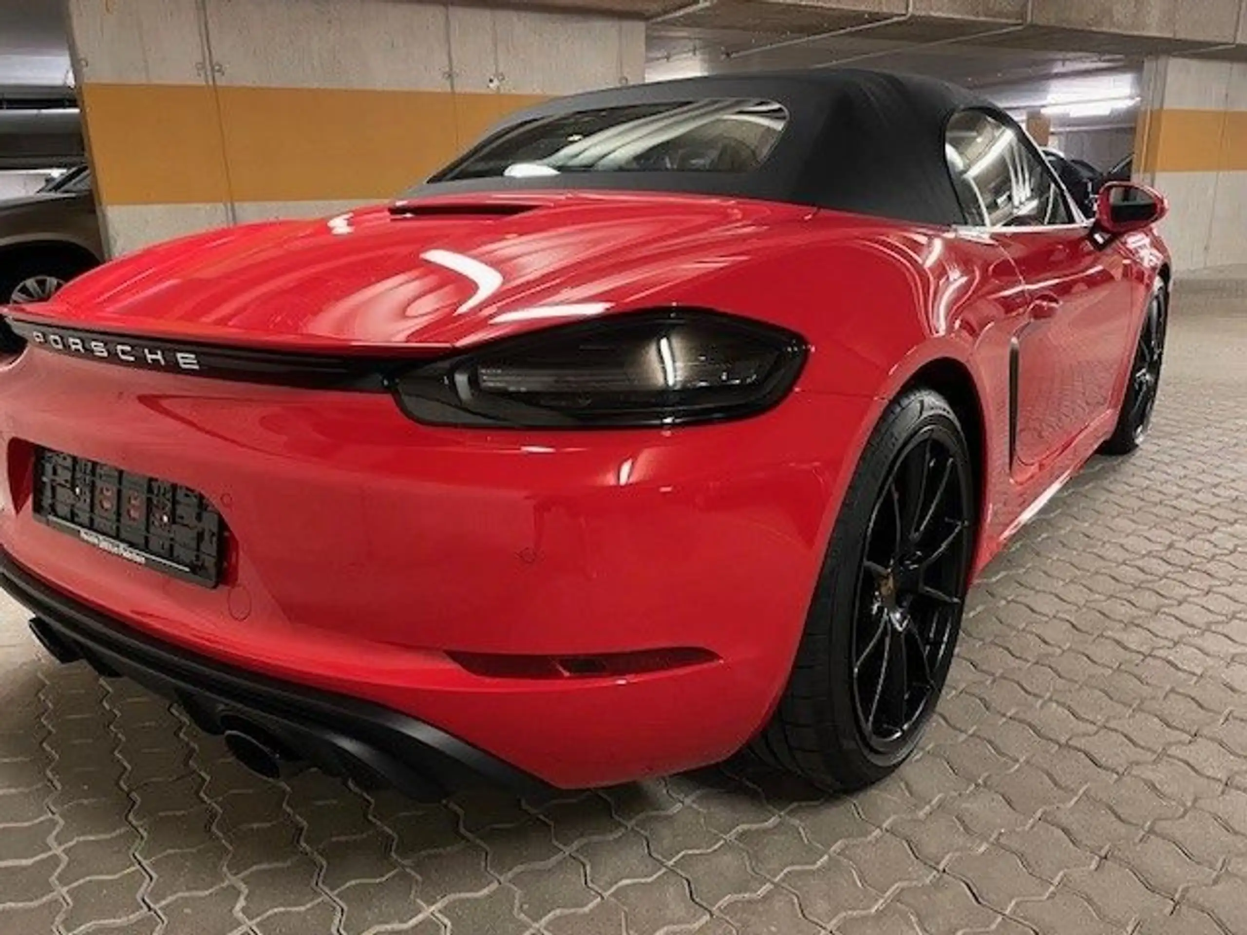 Porsche - Boxster