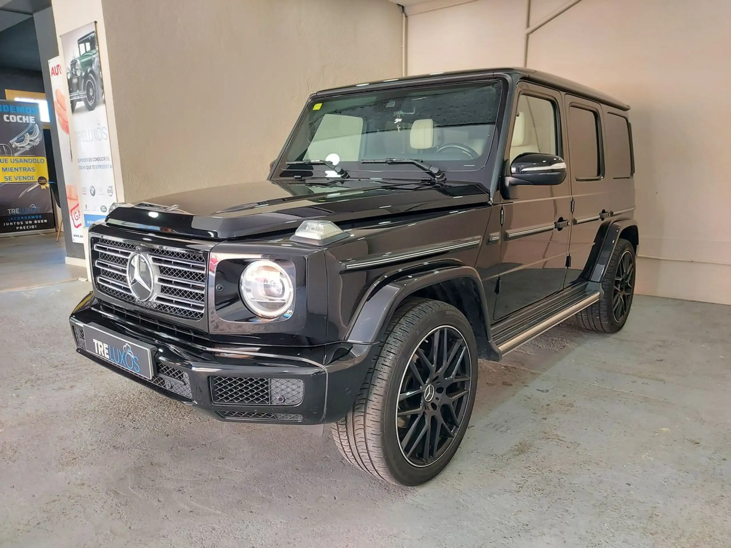 Mercedes-Benz - G 350