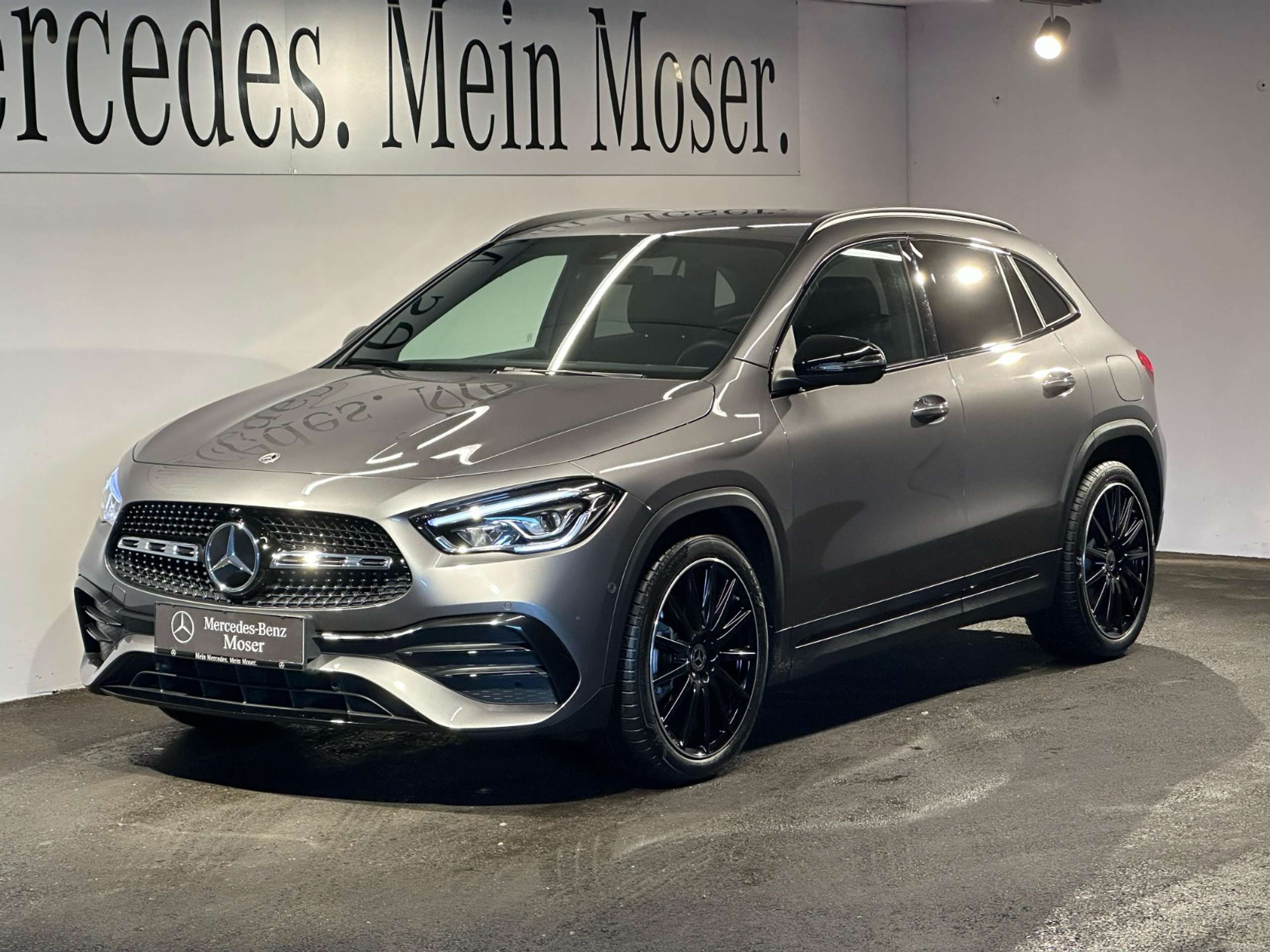 Mercedes-Benz - GLA 200