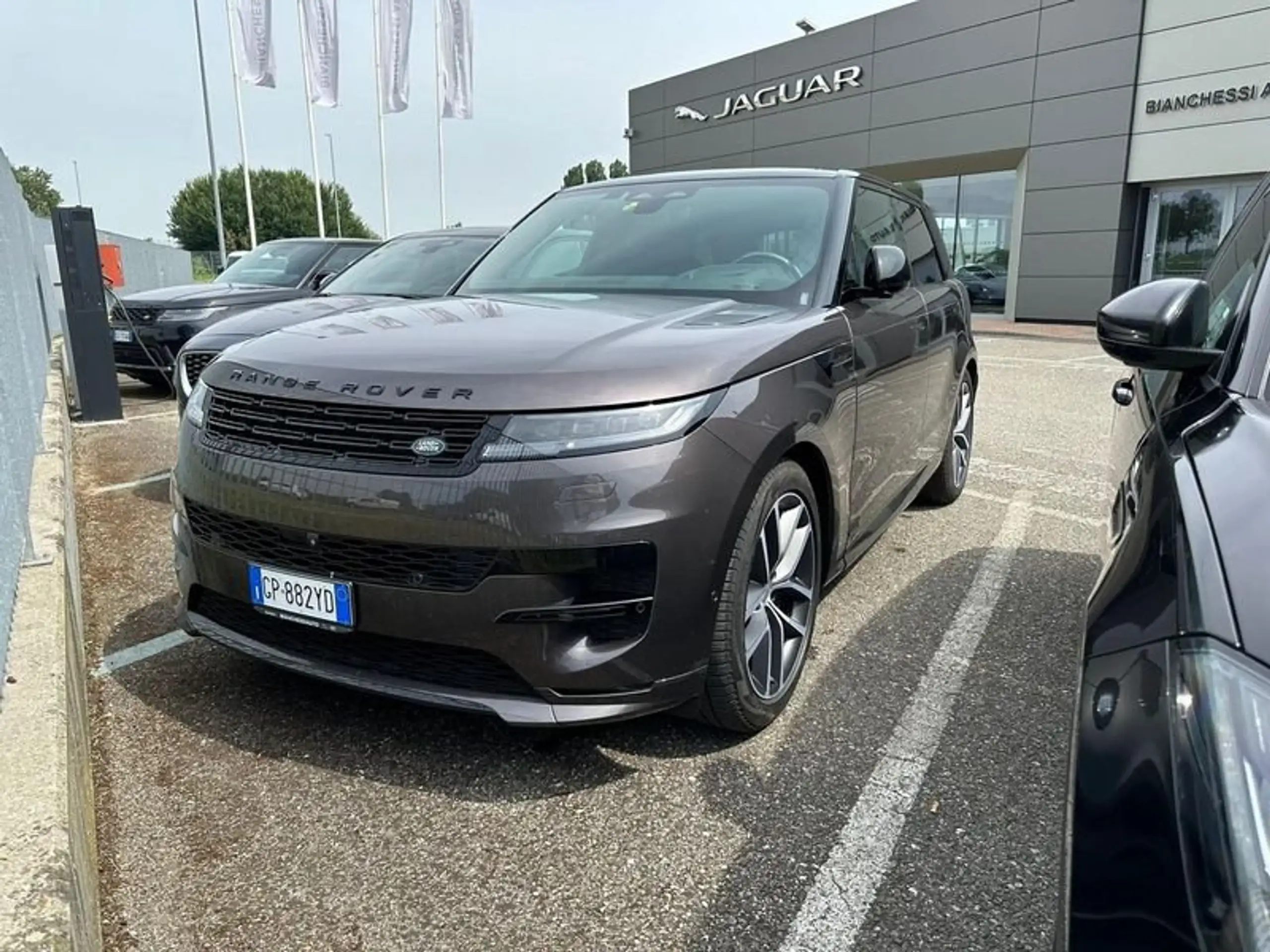 Land Rover - Range Rover Sport