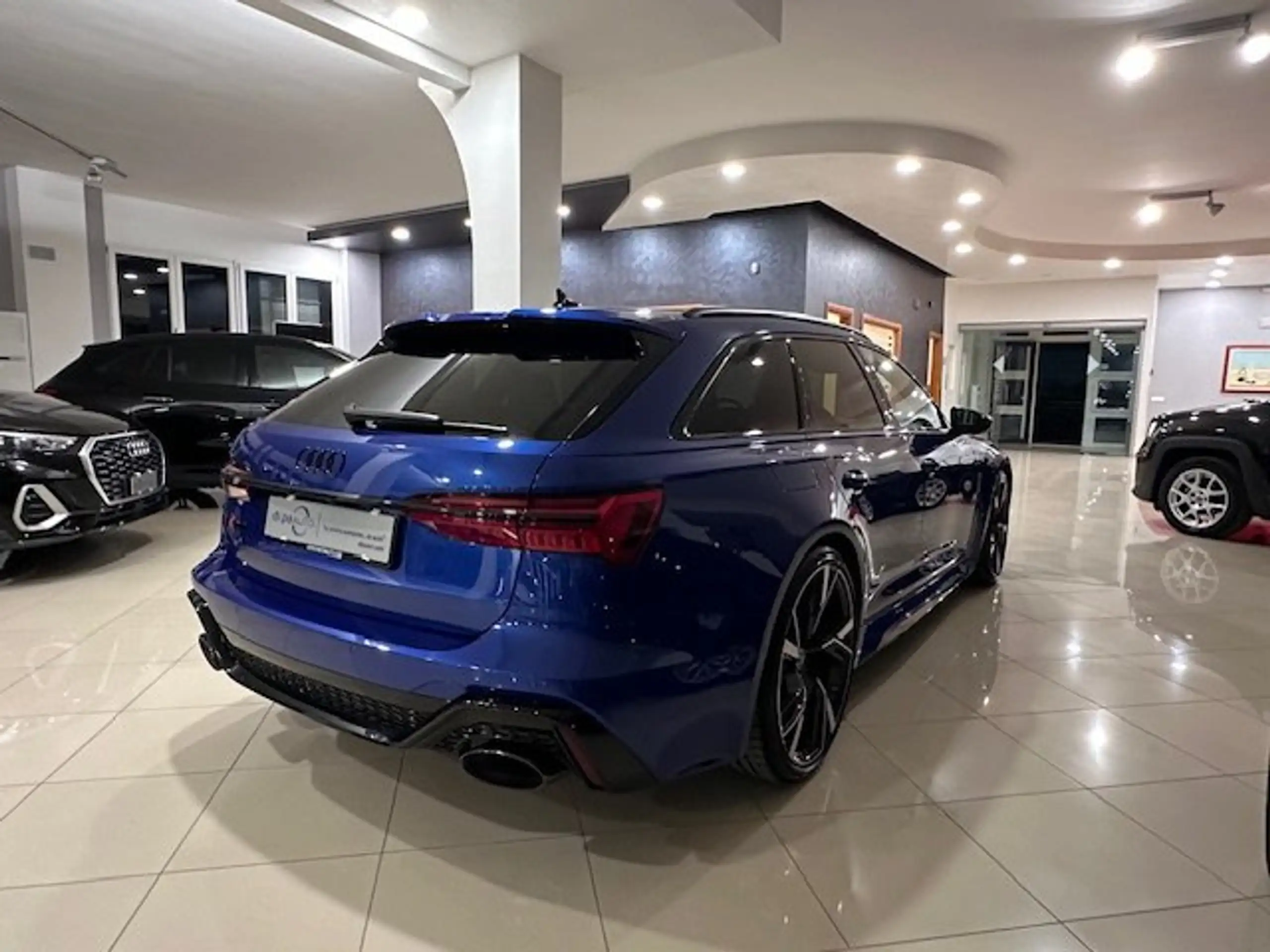 Audi - RS6