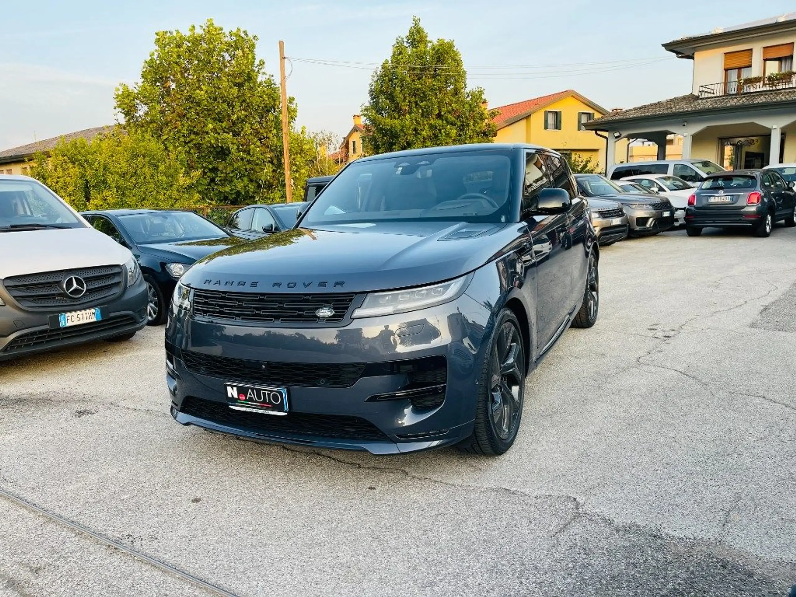 Land Rover - Range Rover Sport