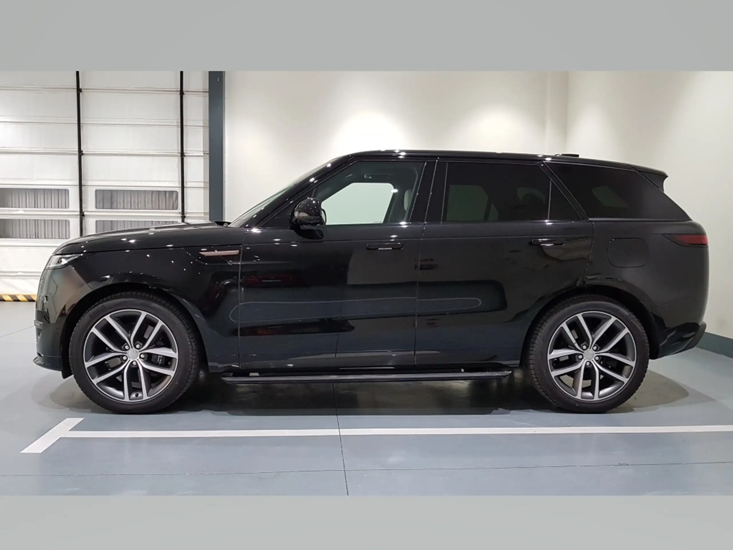 Land Rover - Range Rover Sport