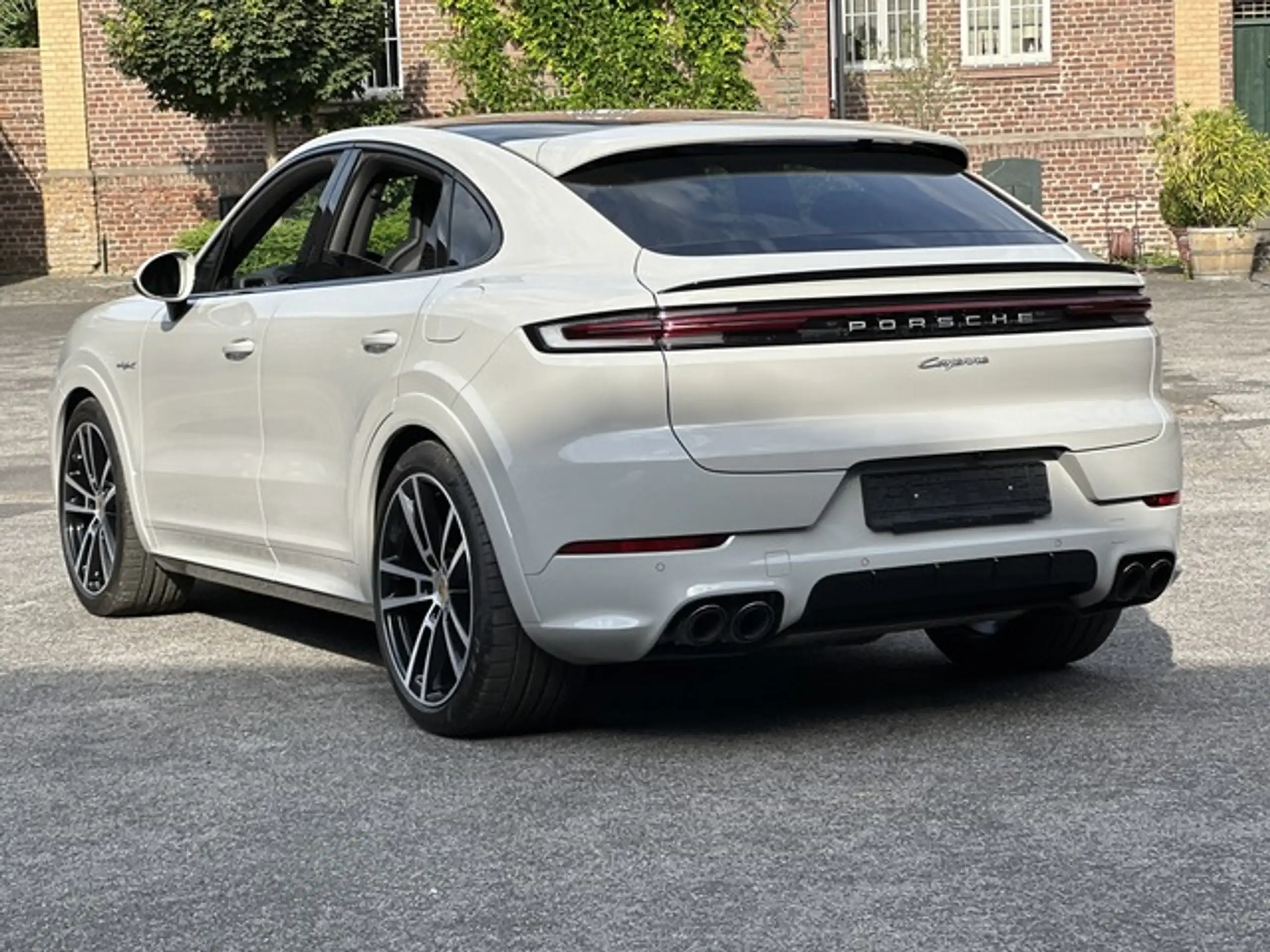 Porsche - Cayenne