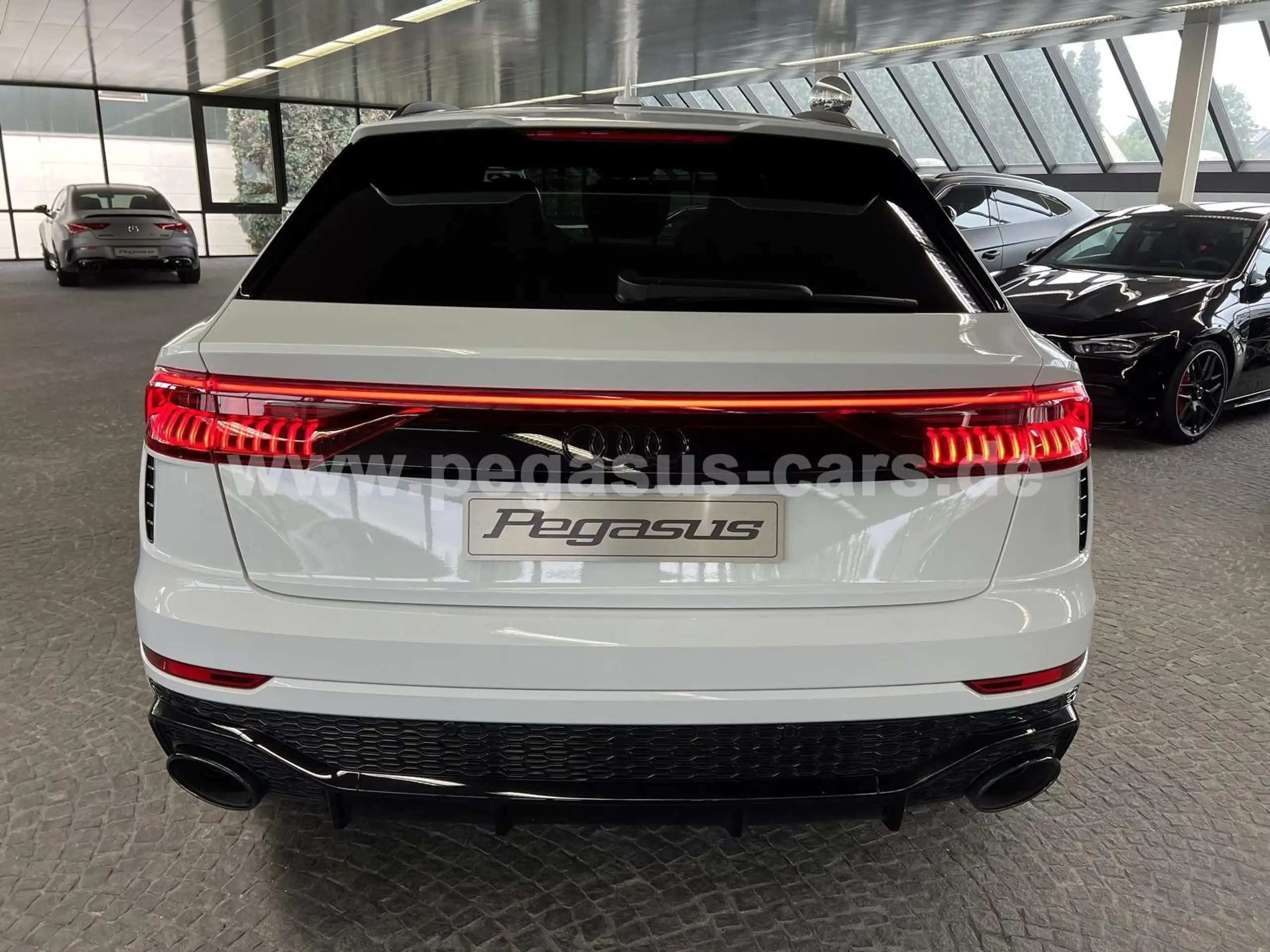 Audi - RS Q8