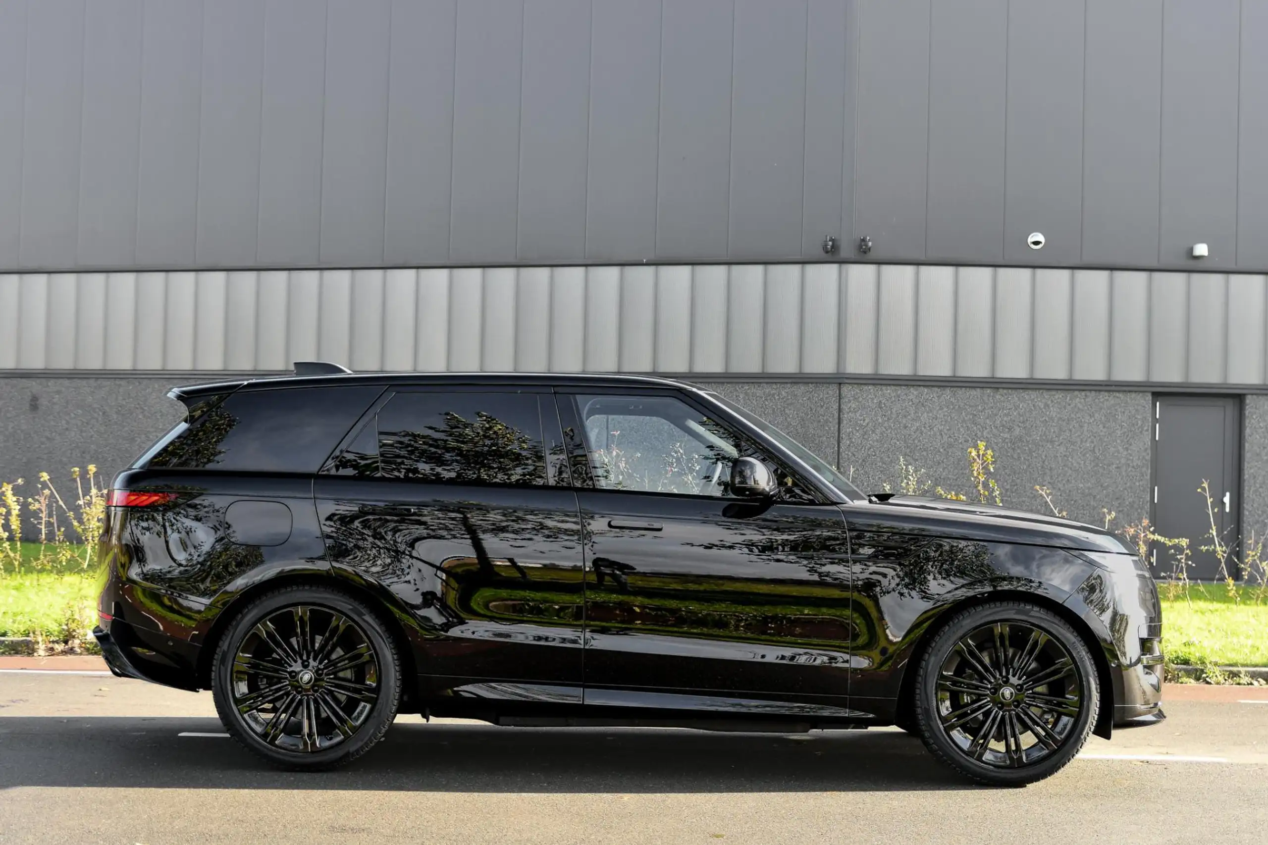 Land Rover - Range Rover Sport