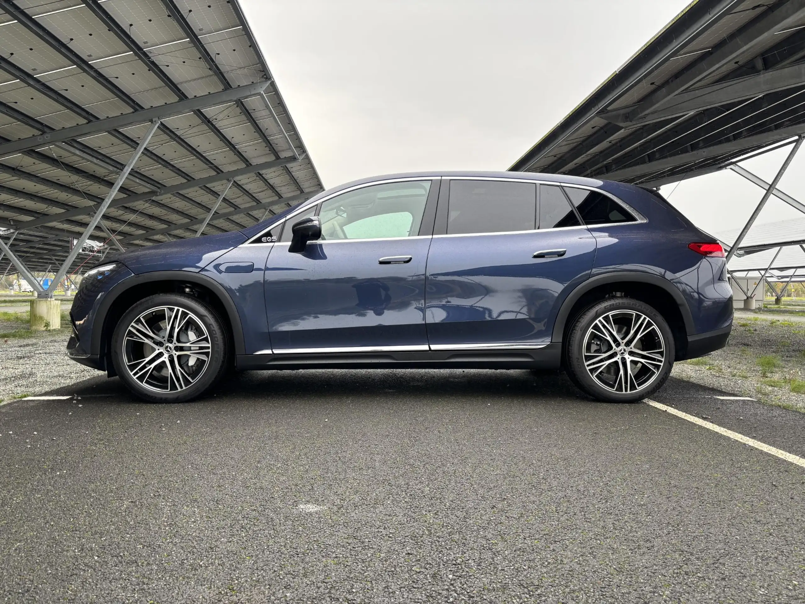 Mercedes-Benz - EQS SUV