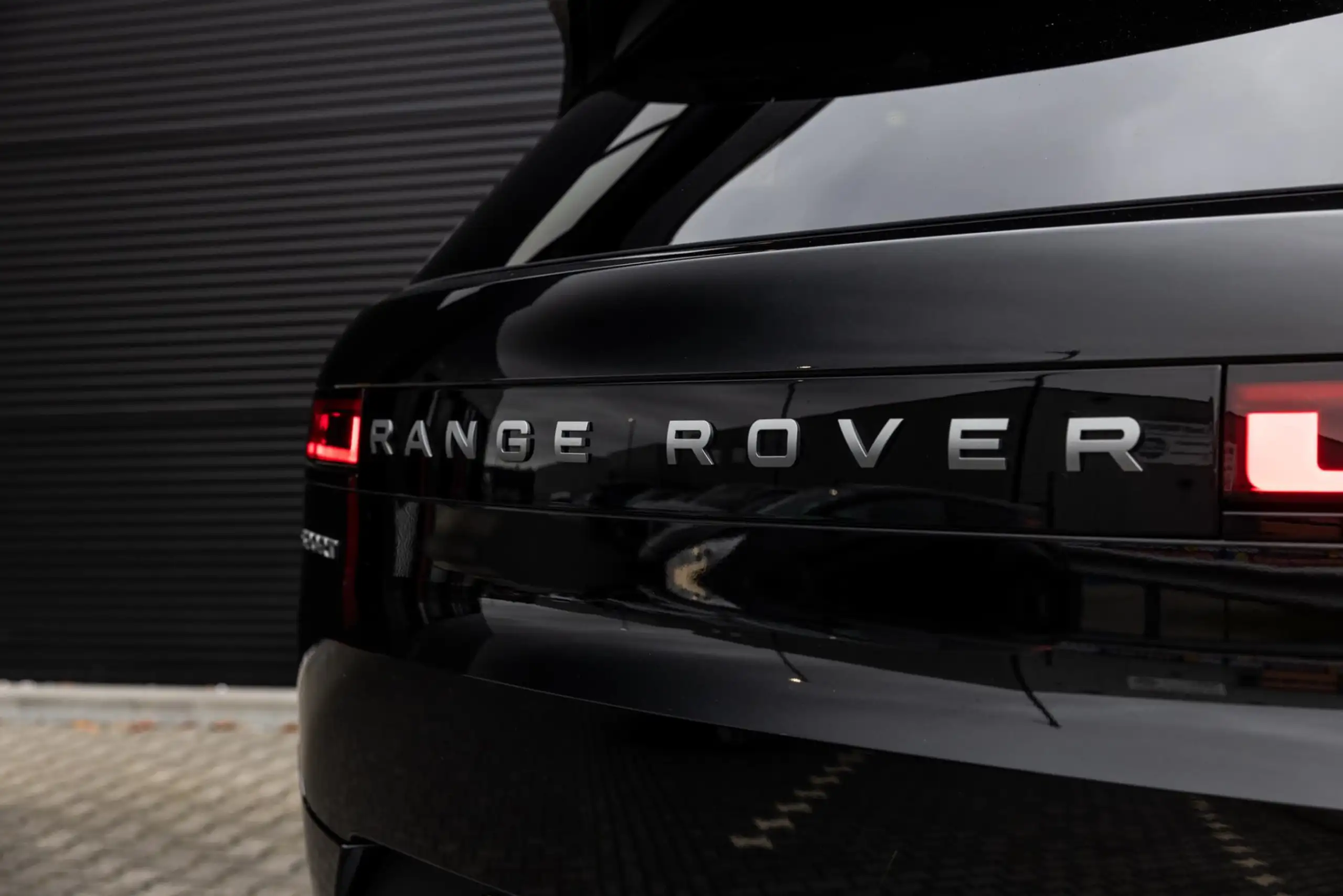 Land Rover - Range Rover Sport