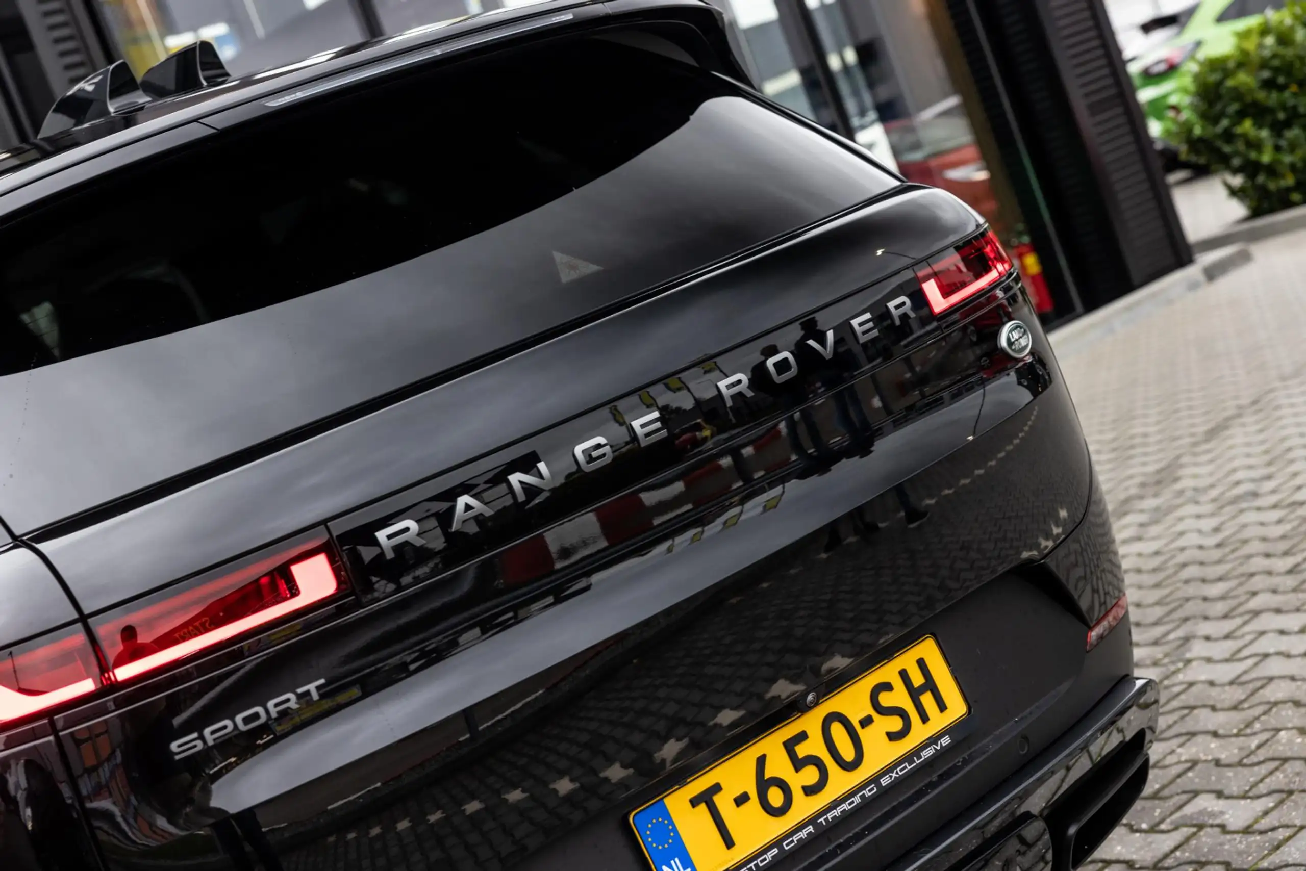 Land Rover - Range Rover Sport