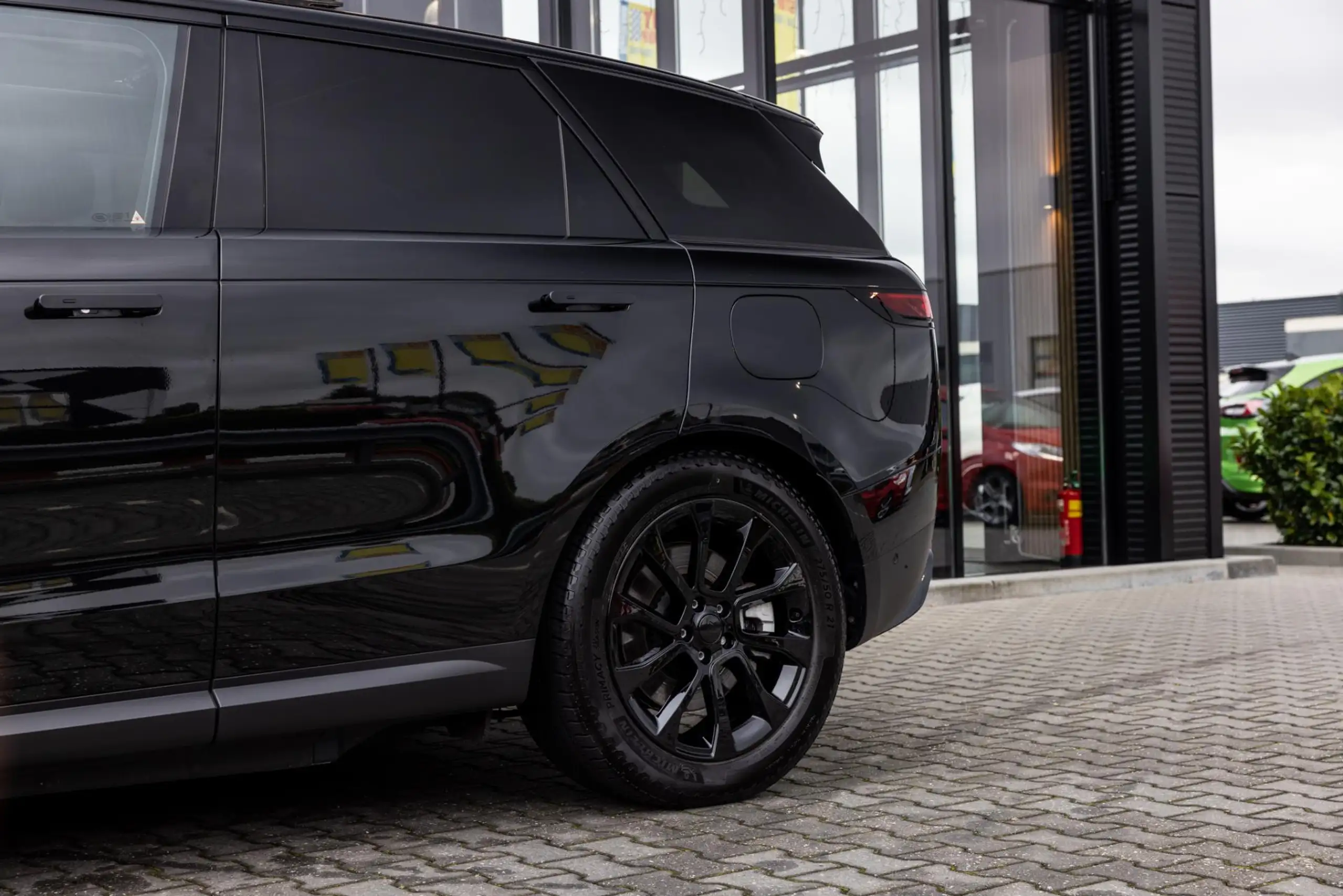 Land Rover - Range Rover Sport