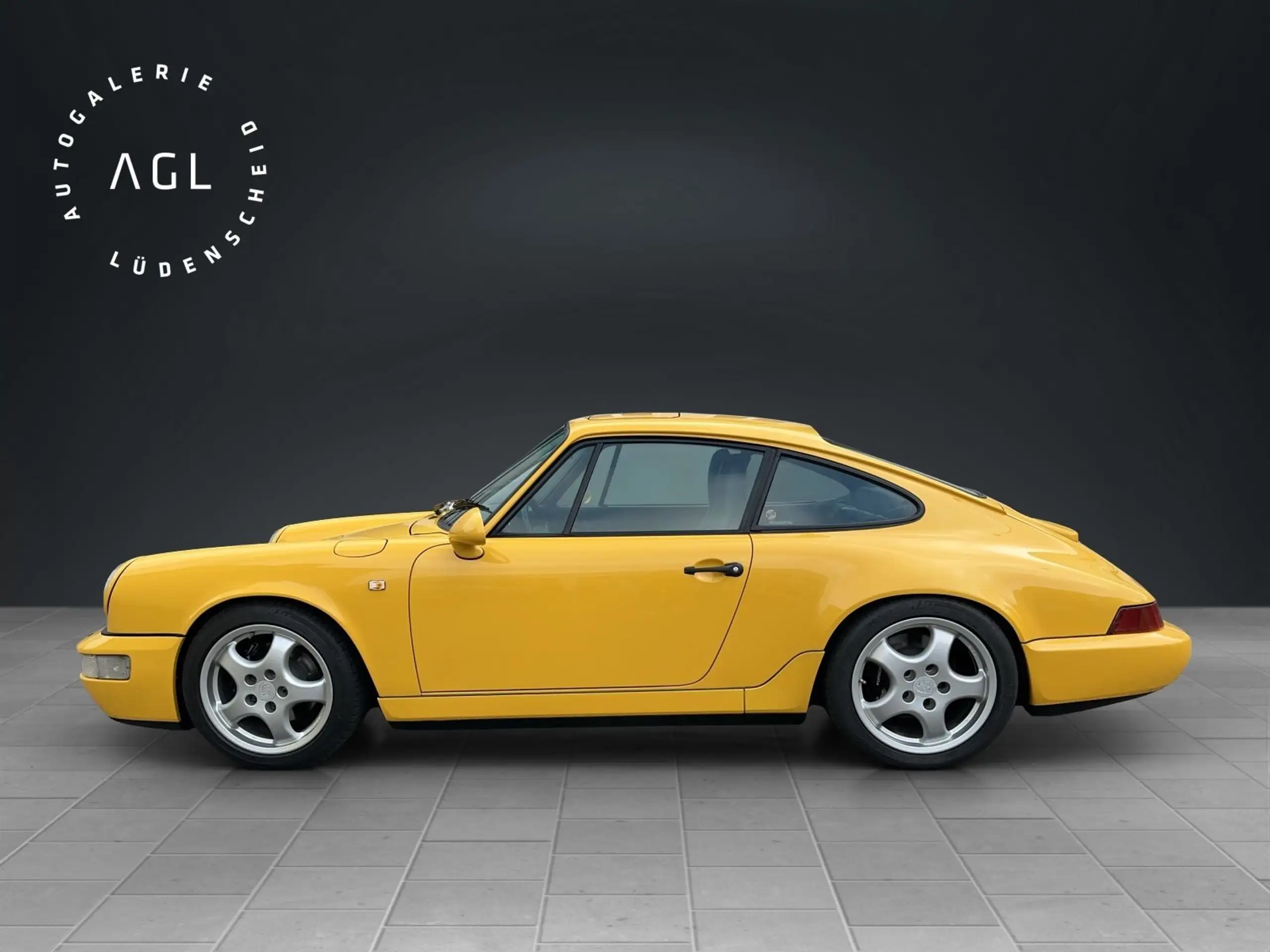 Porsche - 964