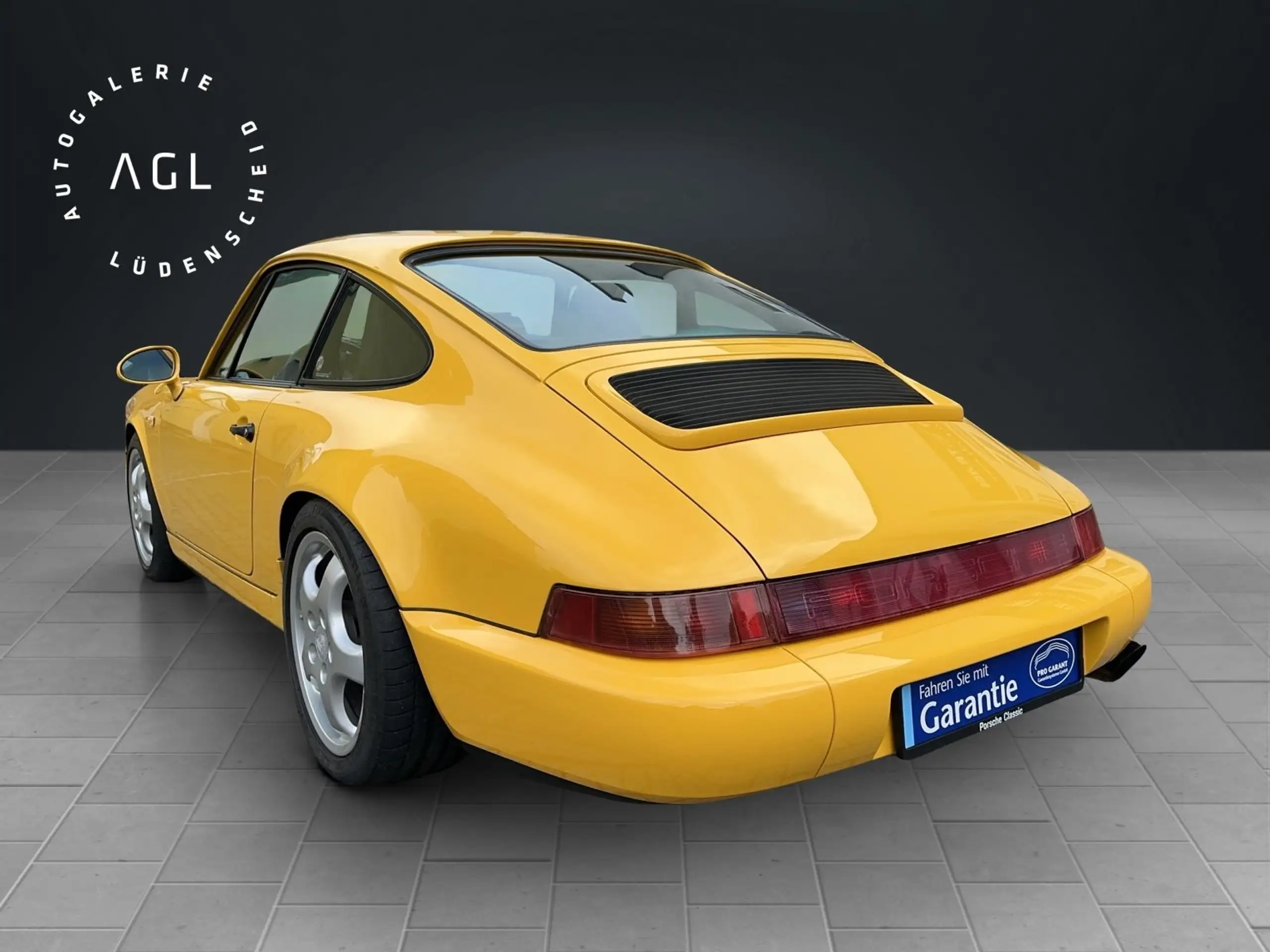 Porsche - 964