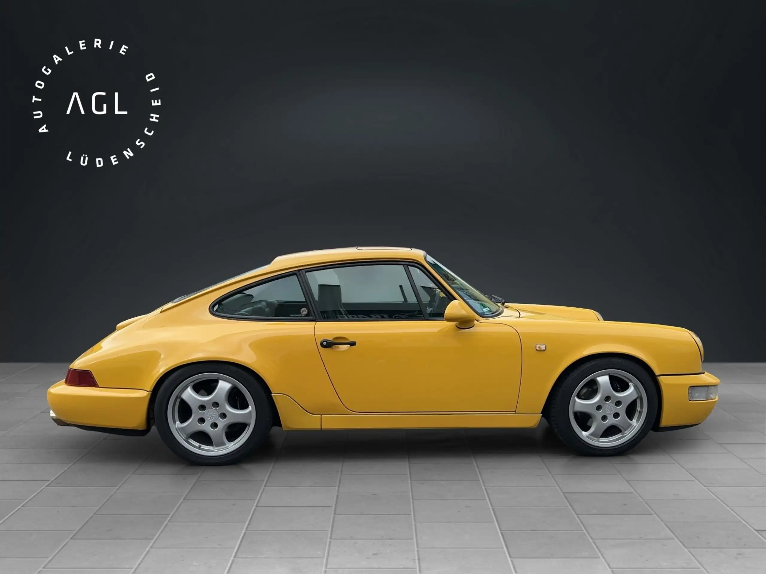 Porsche - 964