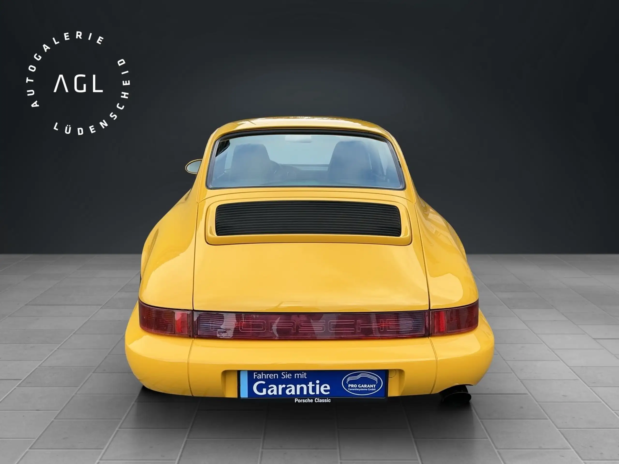 Porsche - 964