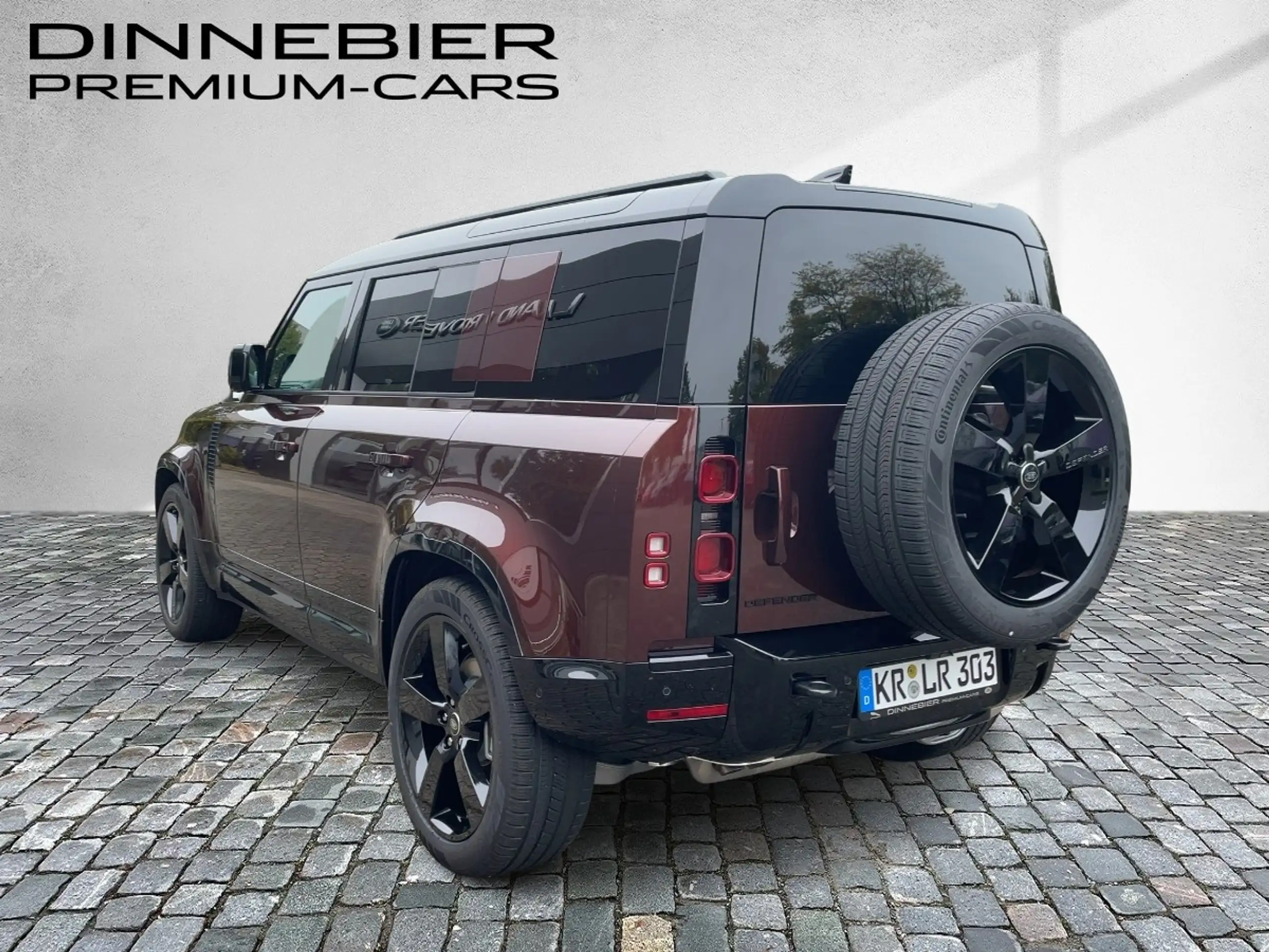 Land Rover - Defender