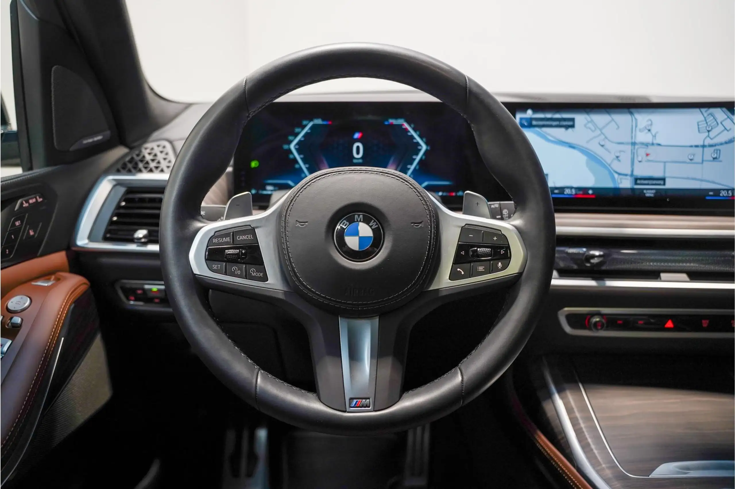 BMW - X7