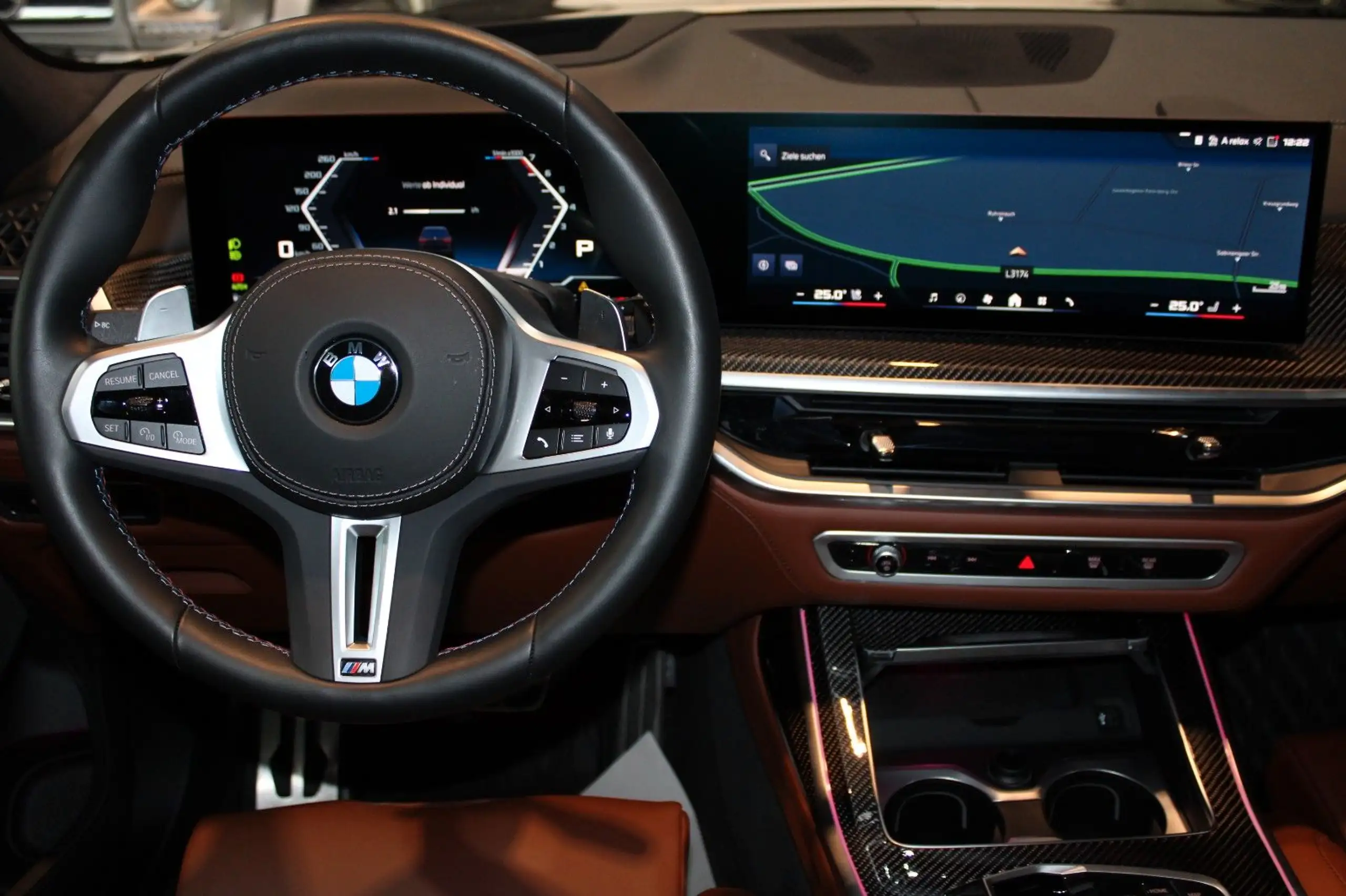 BMW - X7