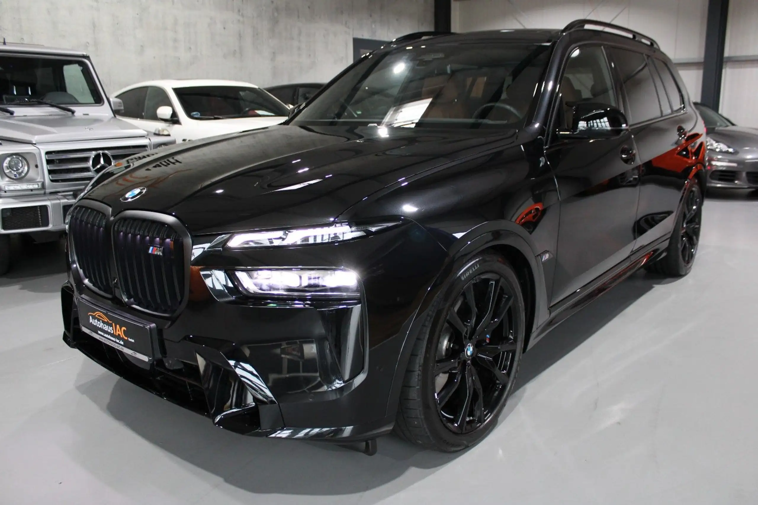 BMW - X7