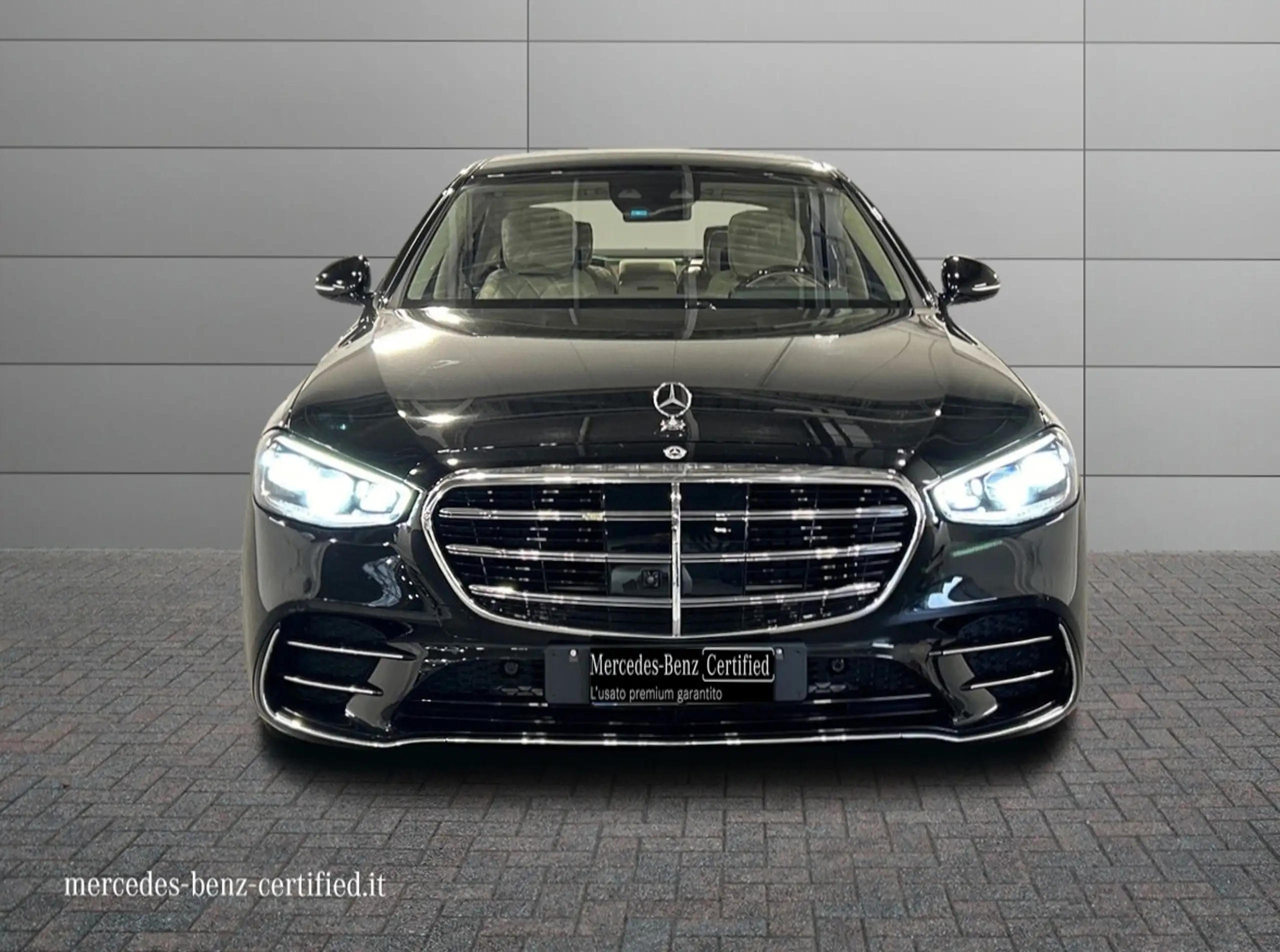 Mercedes-Benz - S 400