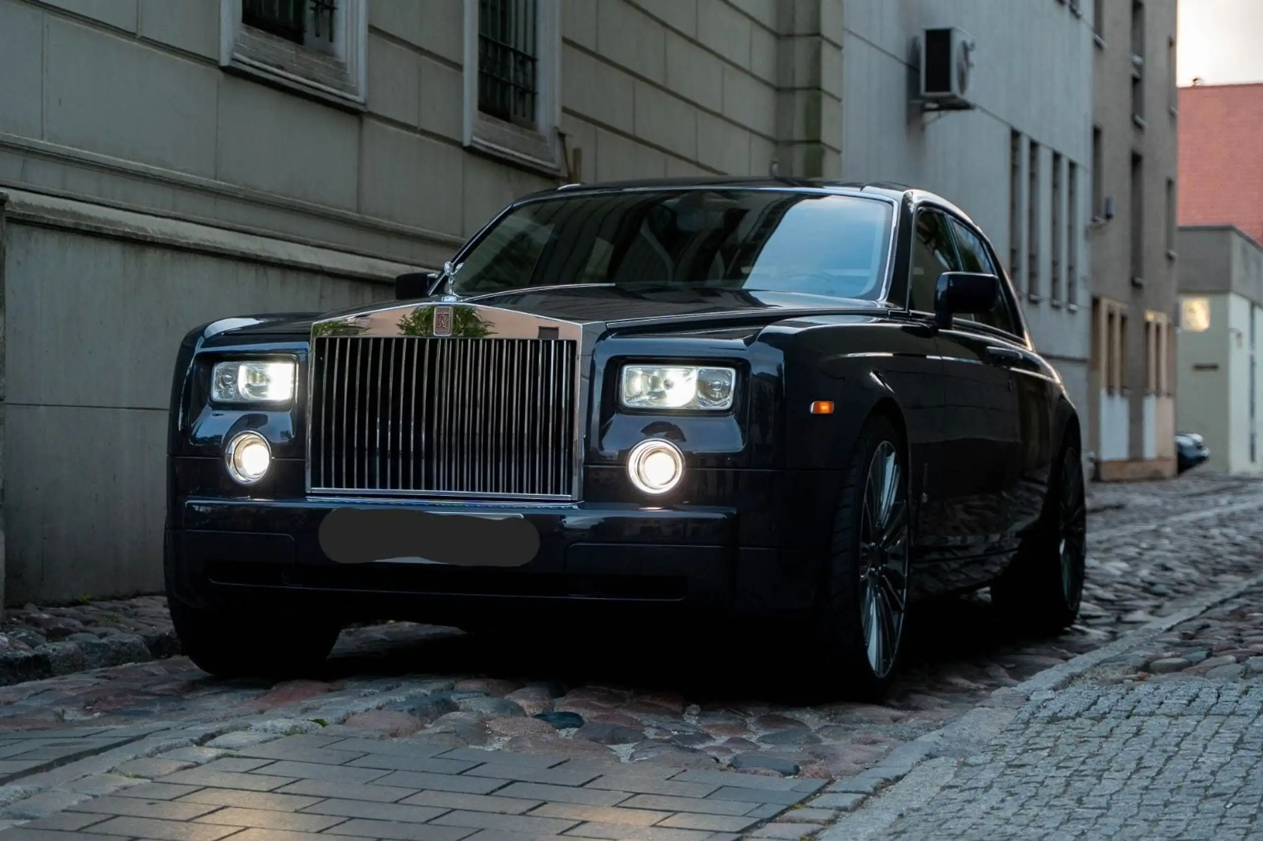 Rolls-Royce - Phantom