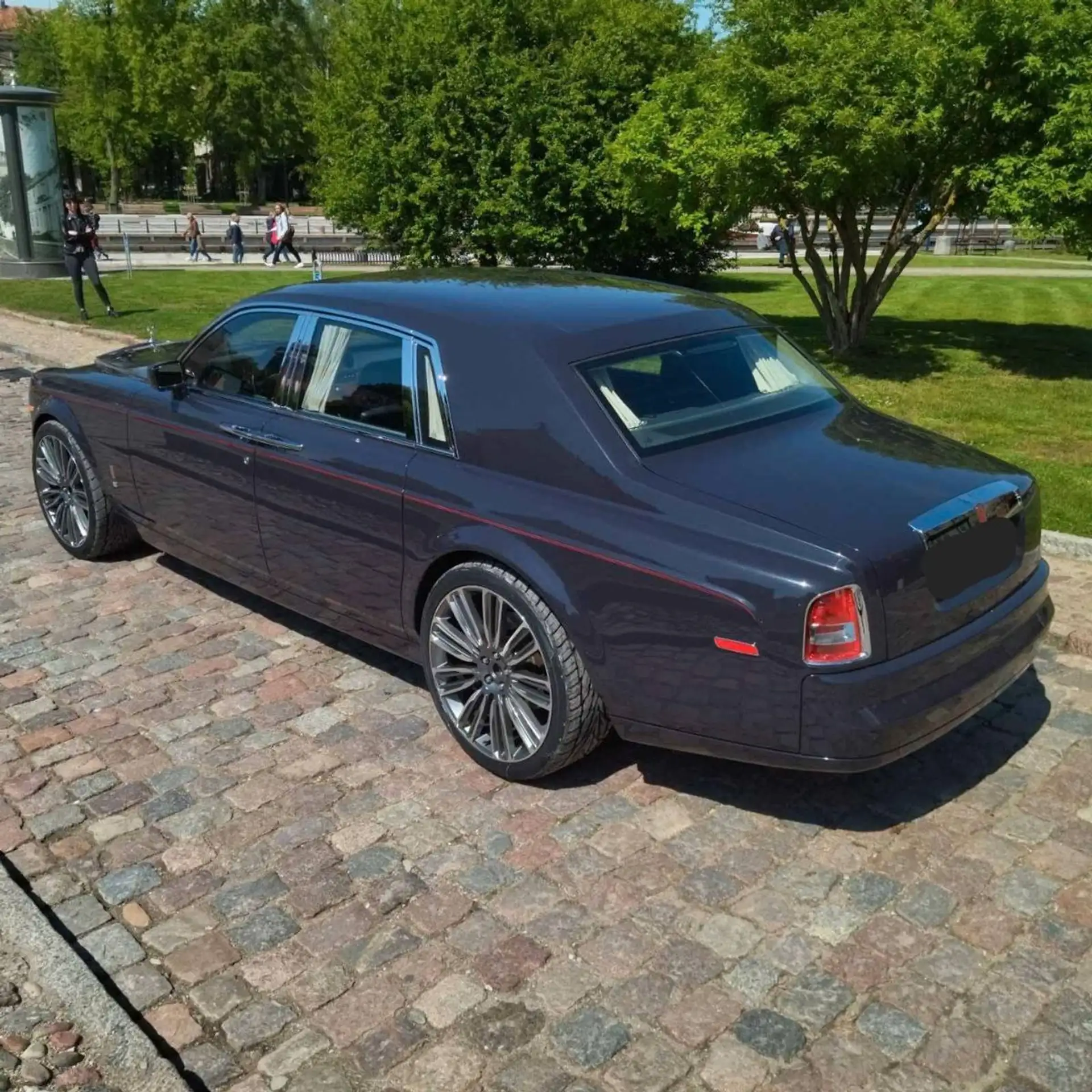 Rolls-Royce - Phantom