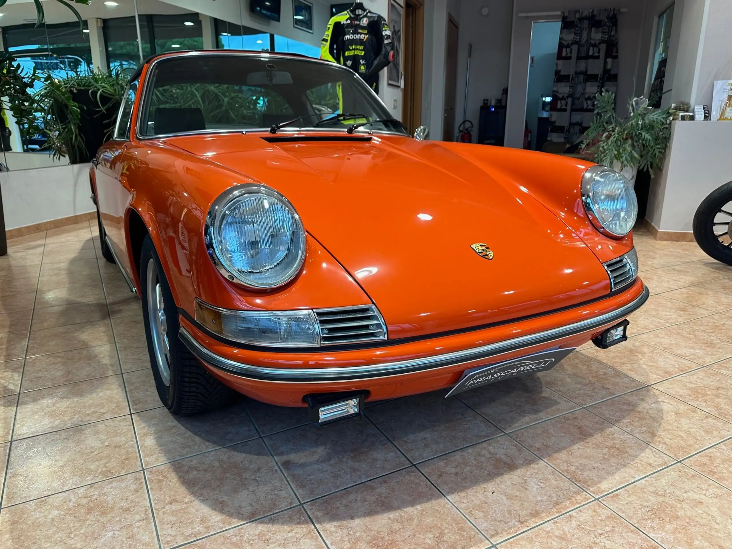 Porsche - 911