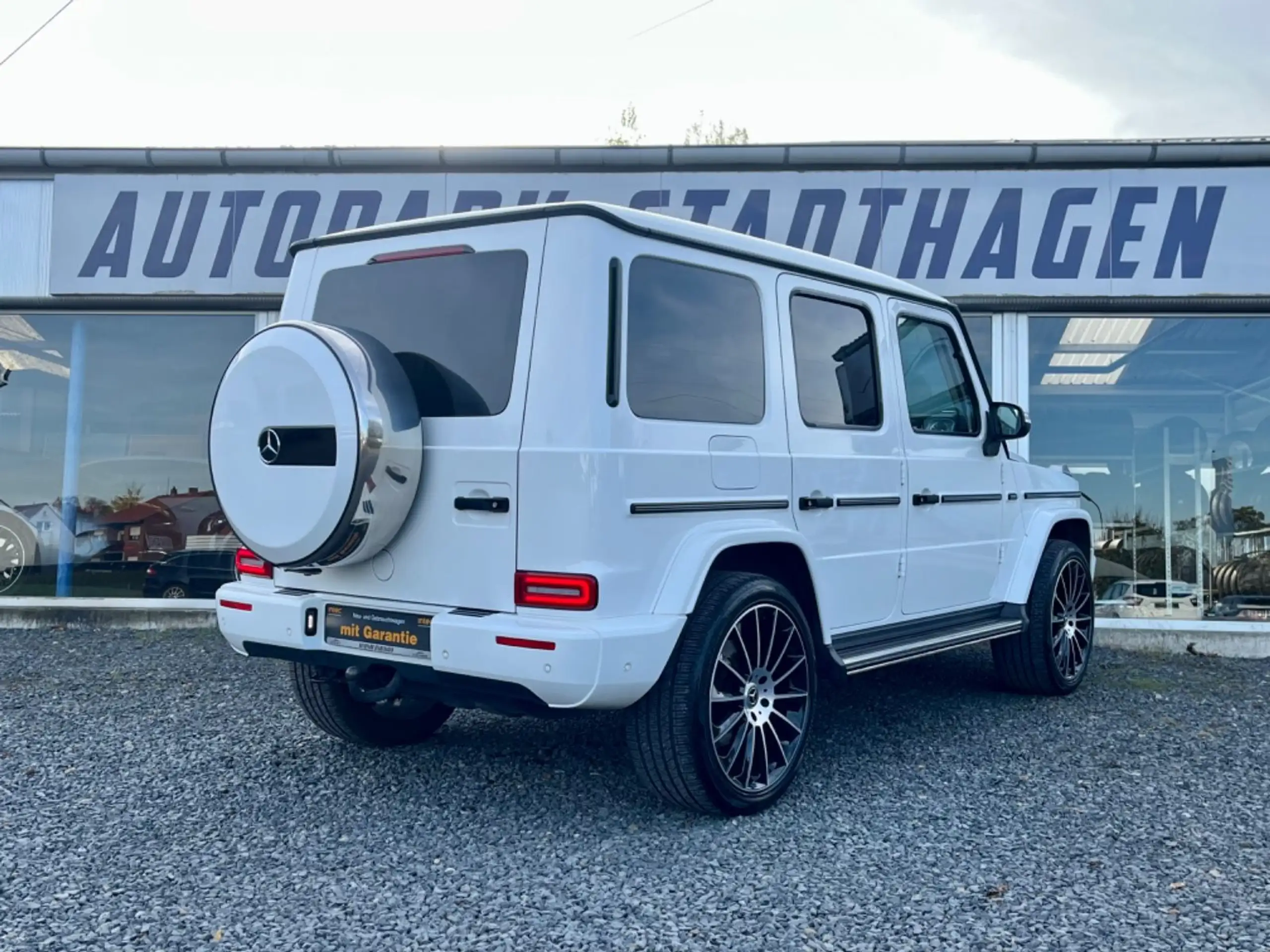 Mercedes-Benz - G 350