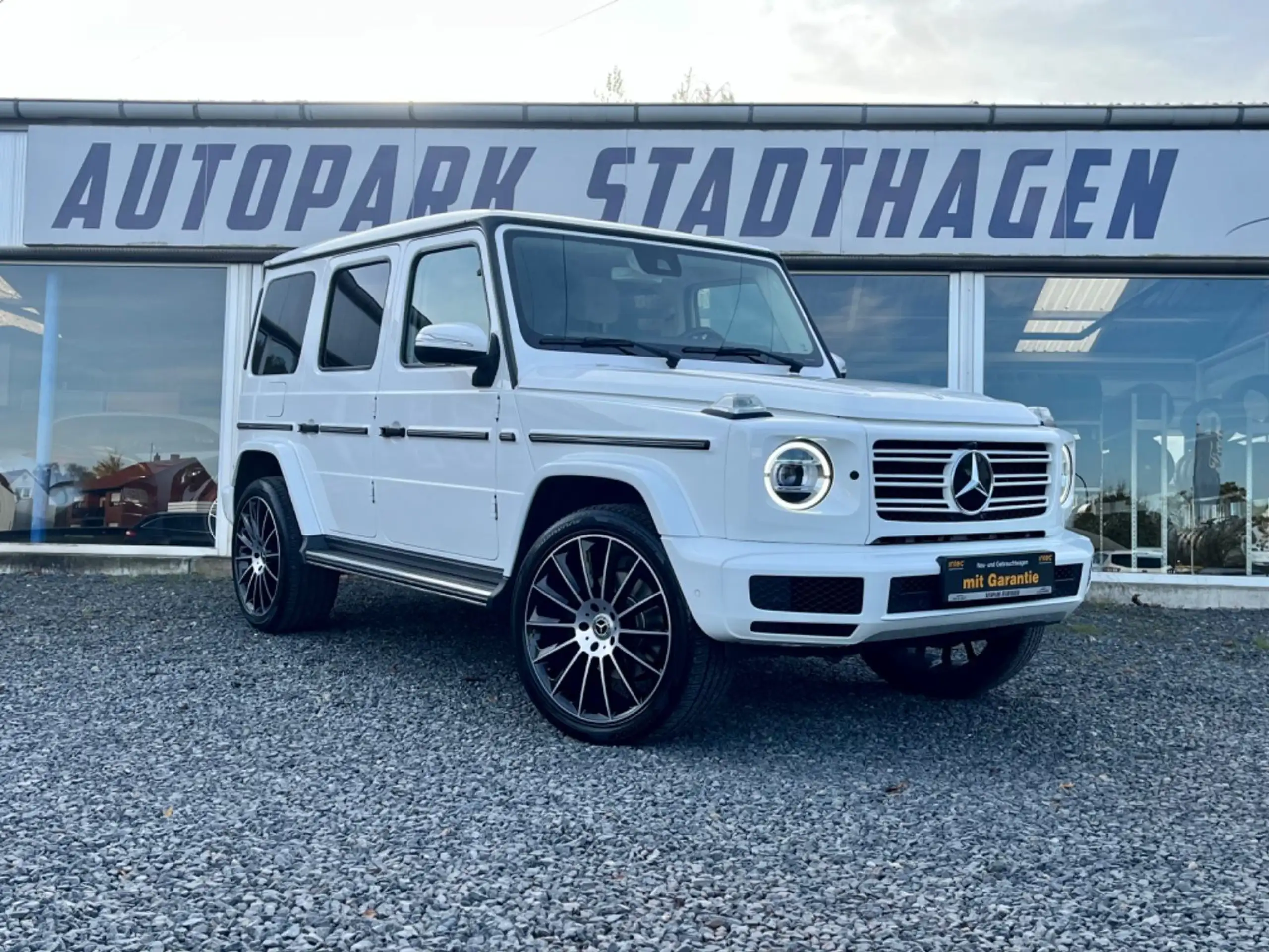 Mercedes-Benz - G 350