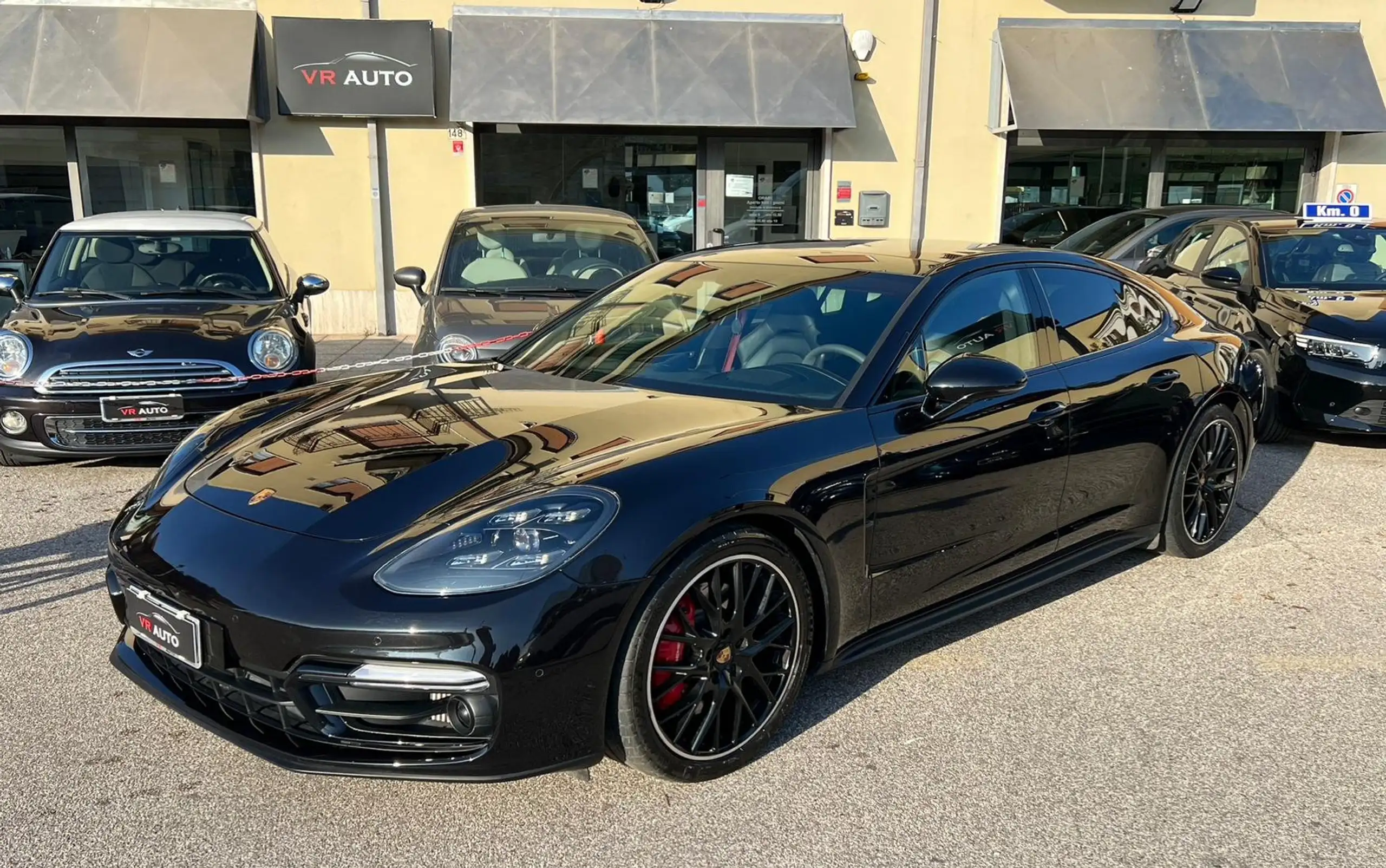 Porsche - Panamera