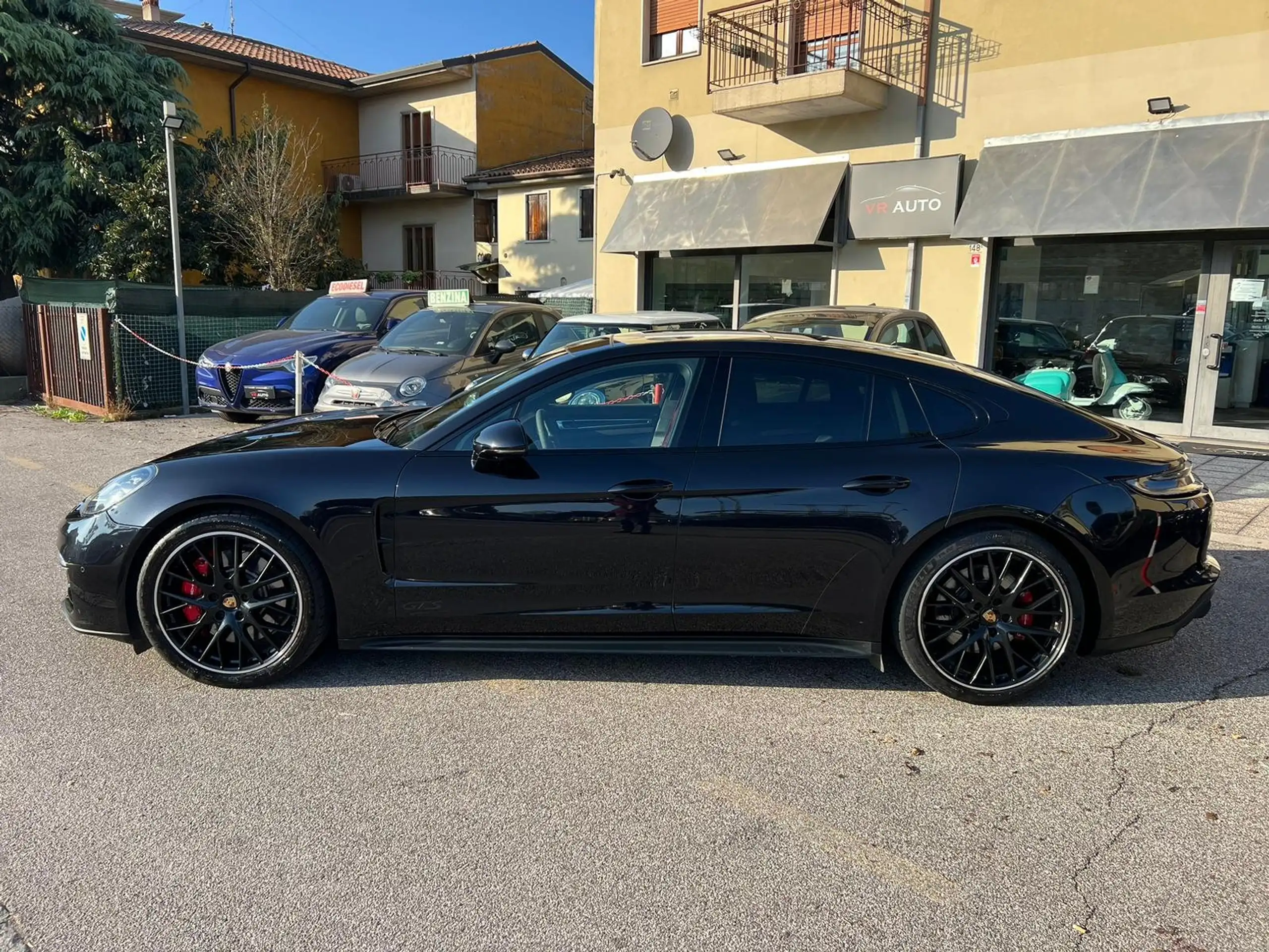 Porsche - Panamera