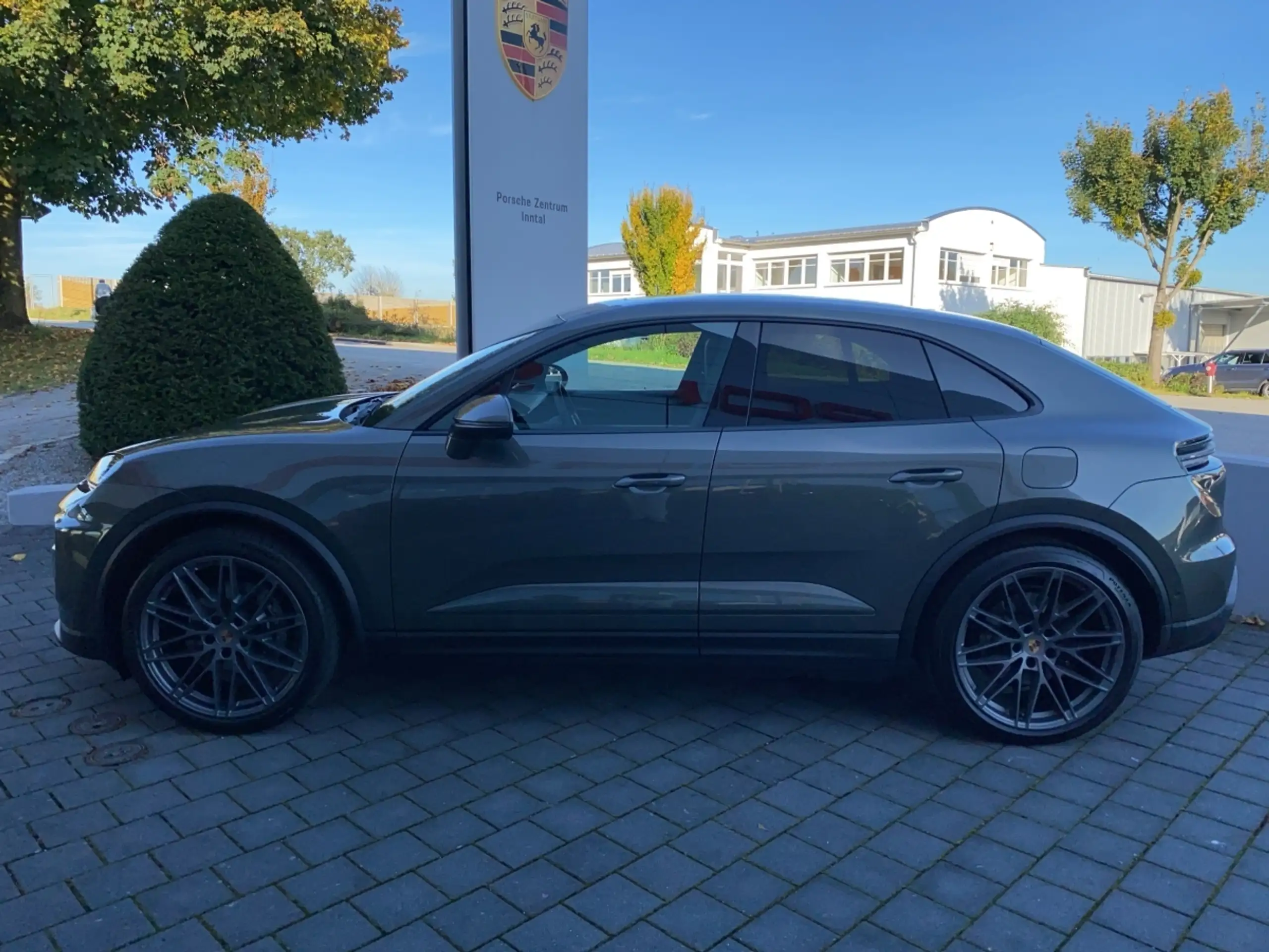 Porsche - Macan