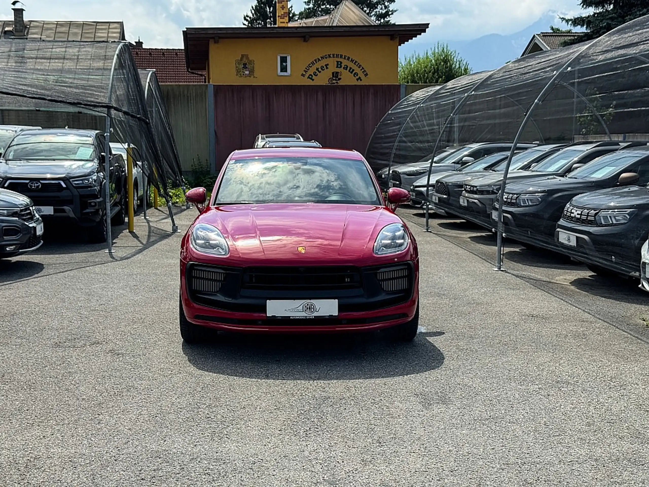 Porsche - Macan