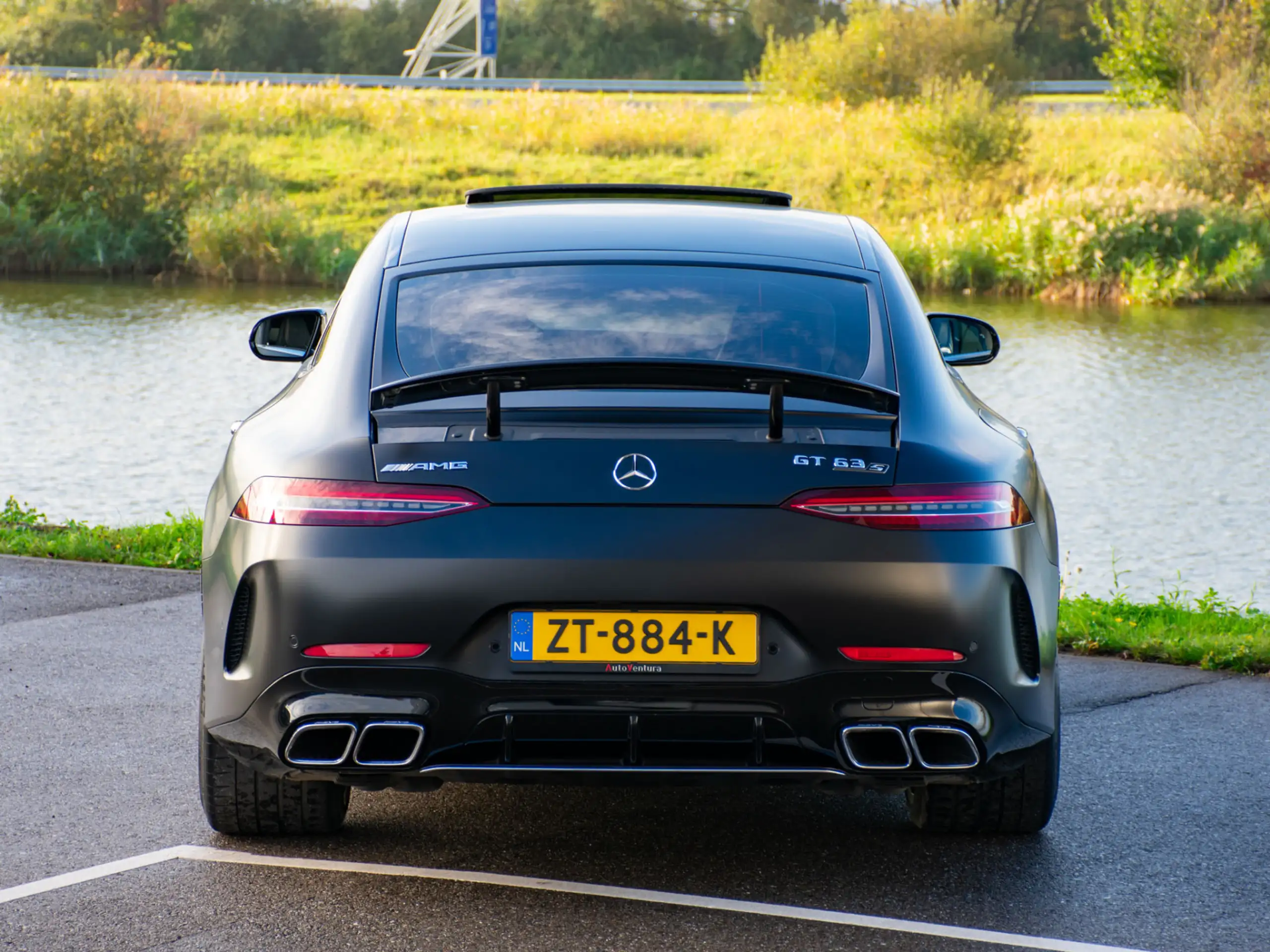 Mercedes-Benz - AMG GT