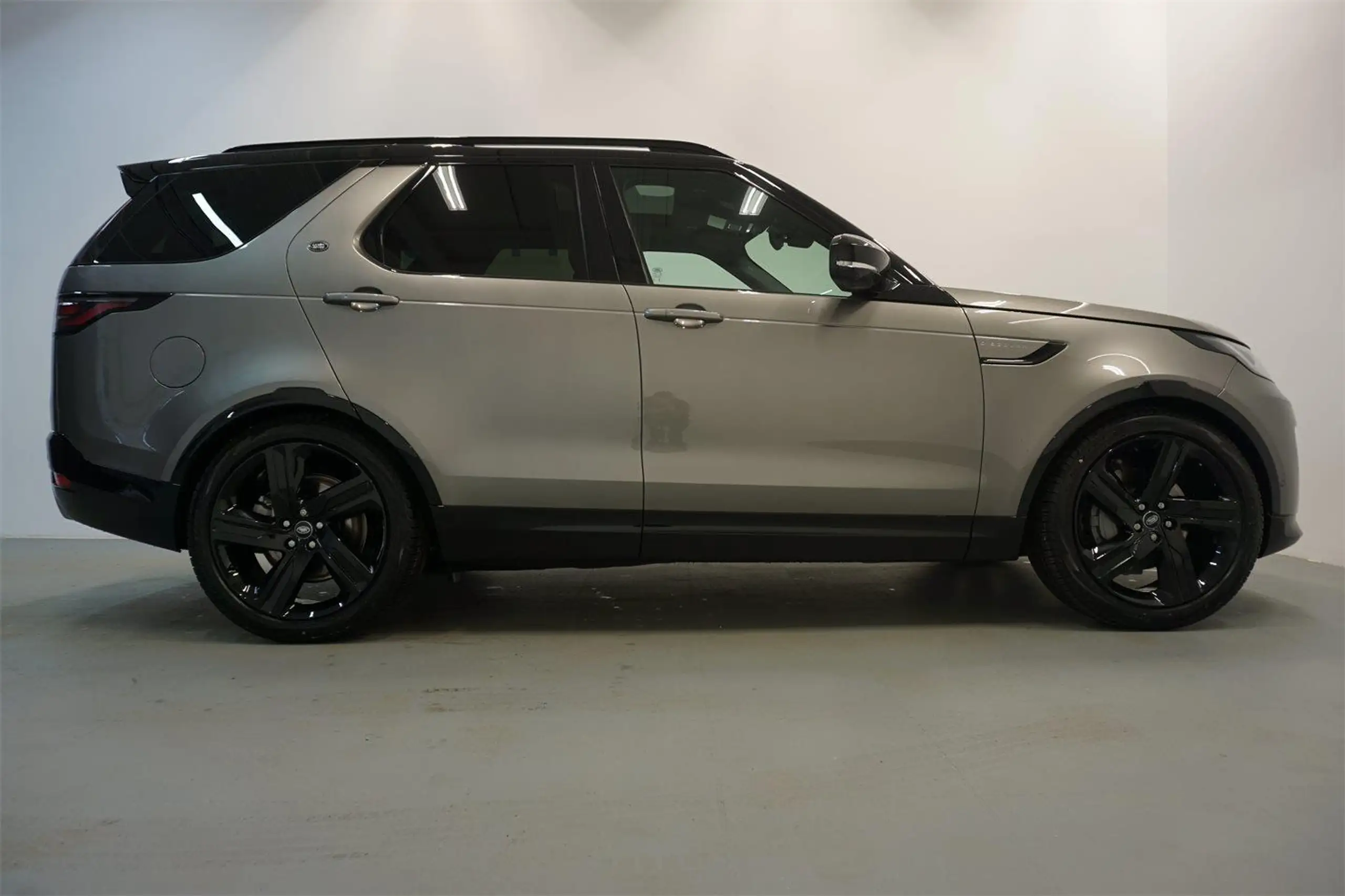 Land Rover - Discovery