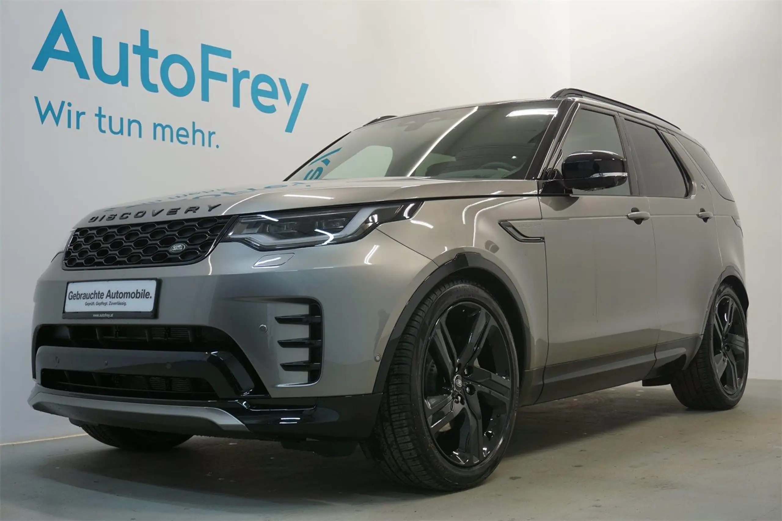 Land Rover Discovery 2023