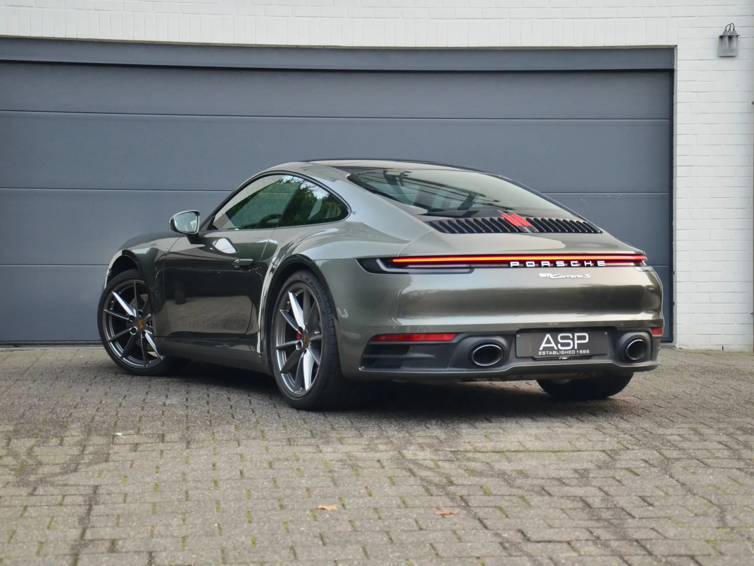 Porsche - 992