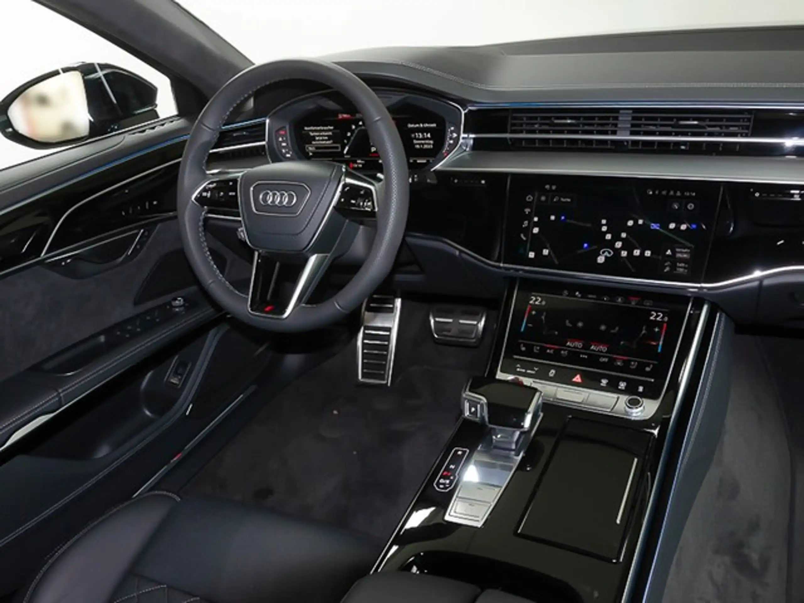 Audi - S8