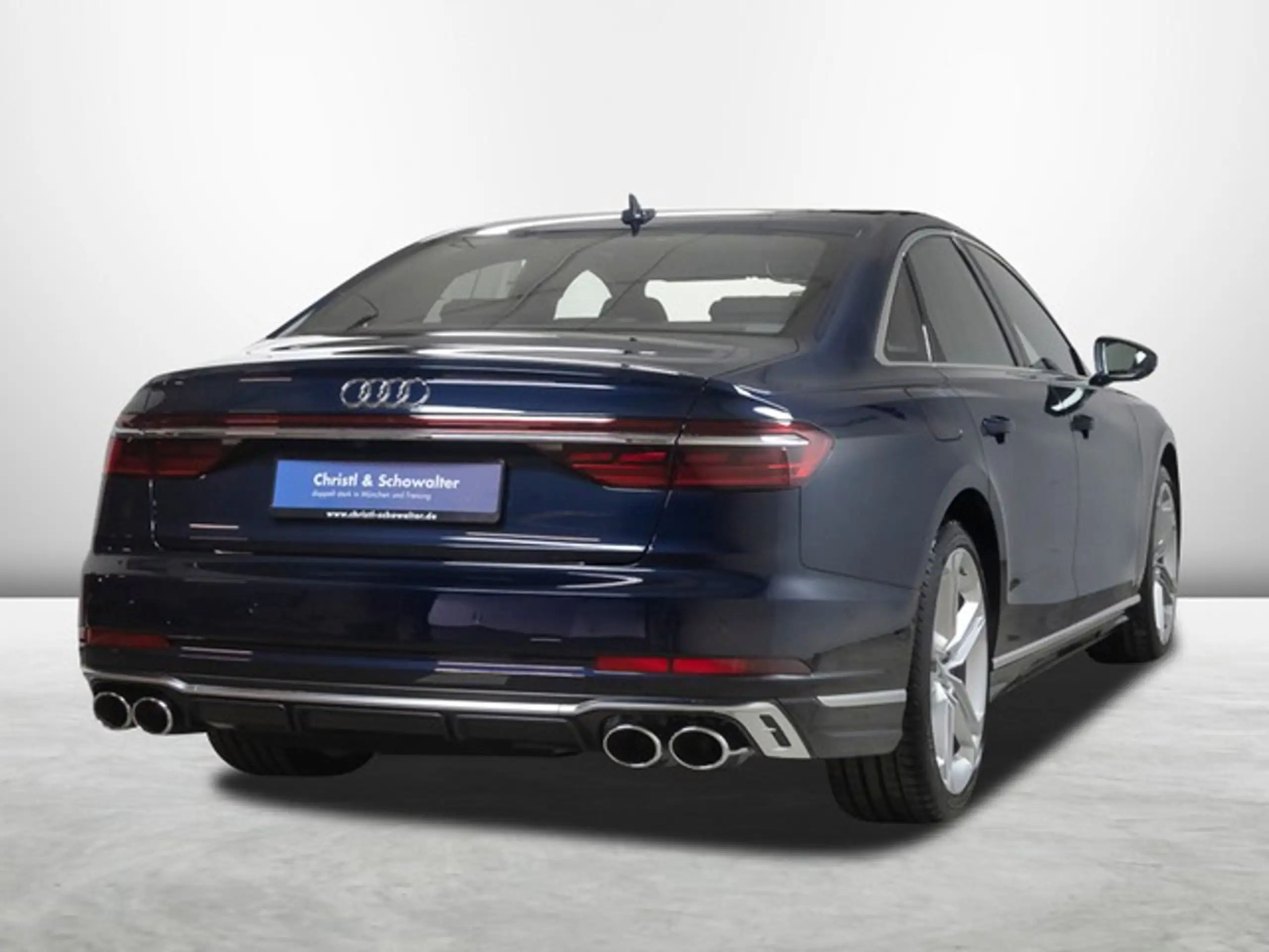 Audi - S8