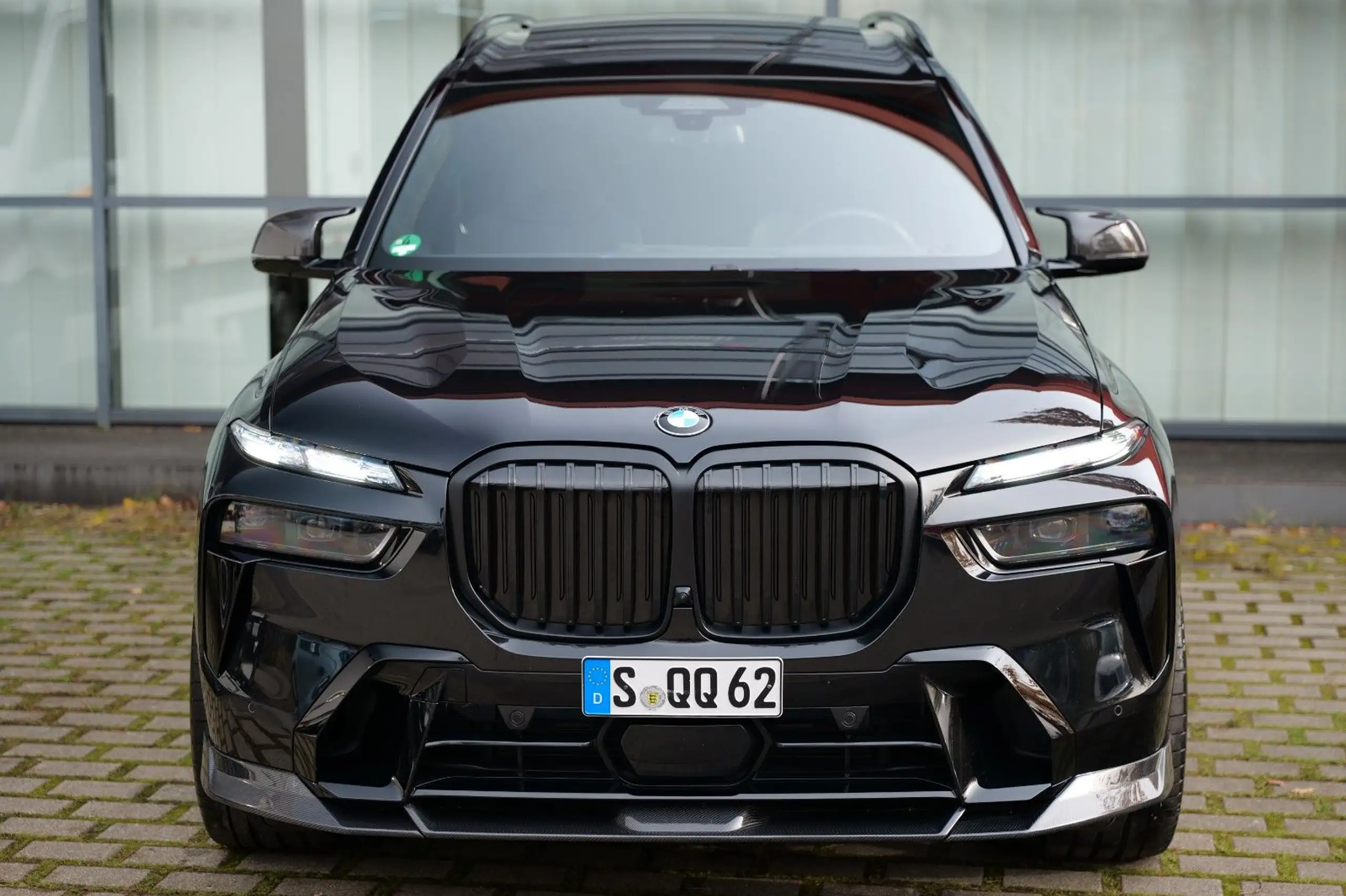 BMW - X7