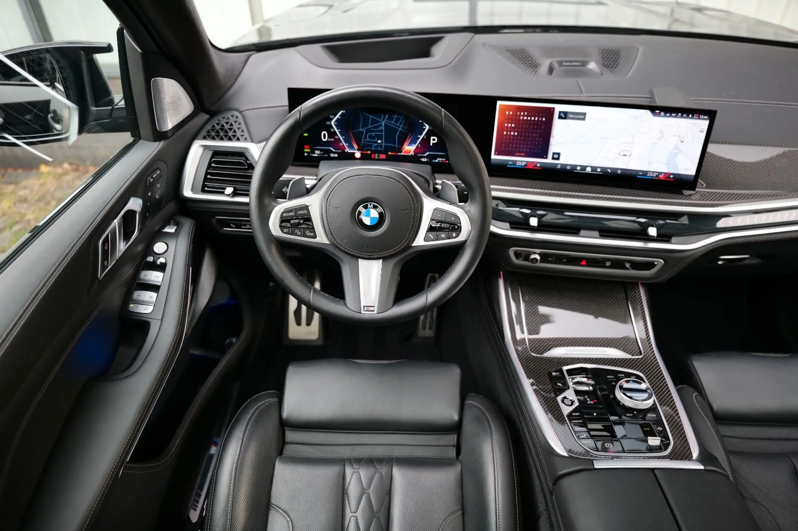 BMW - X7