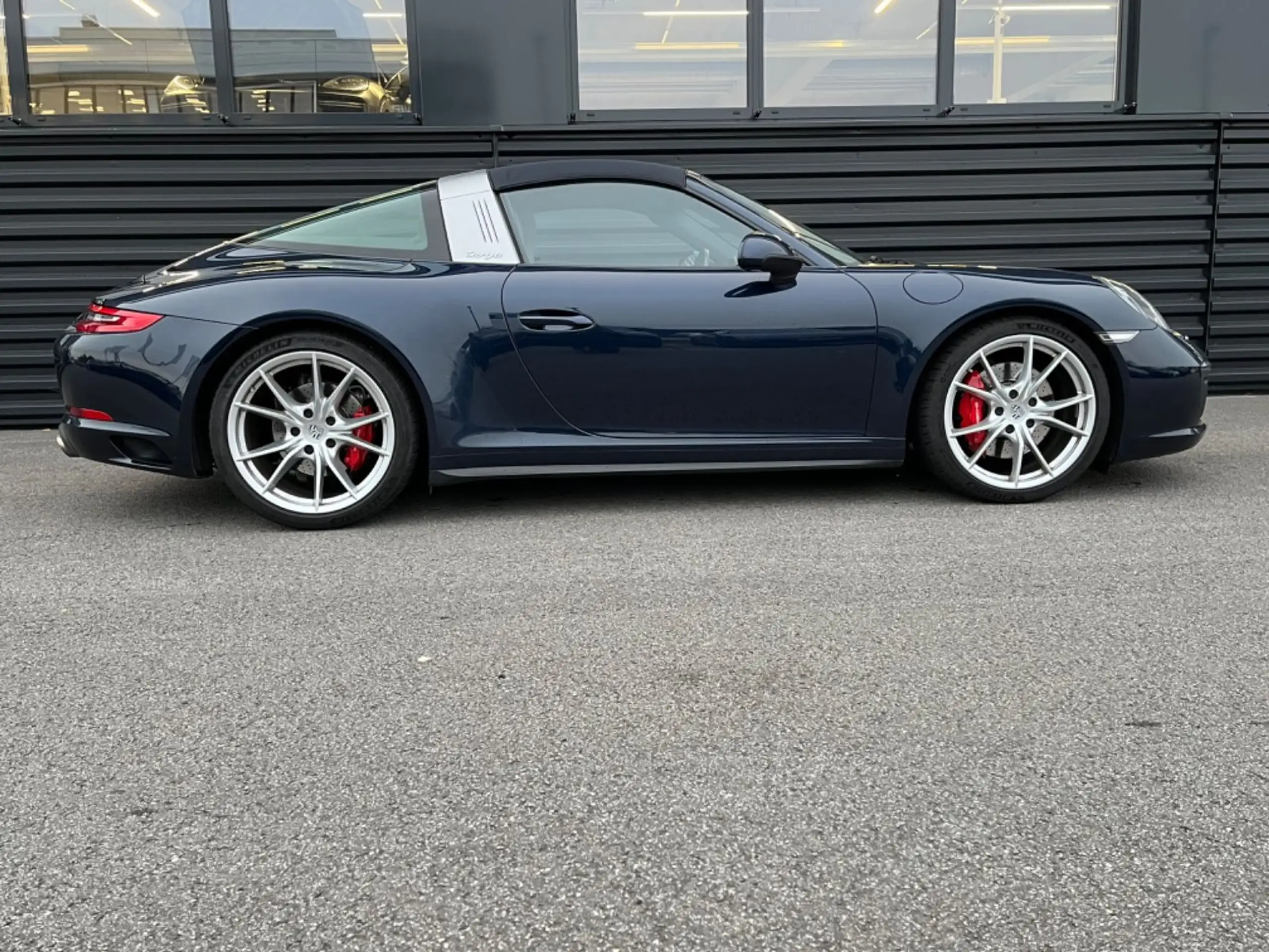 Porsche - 991