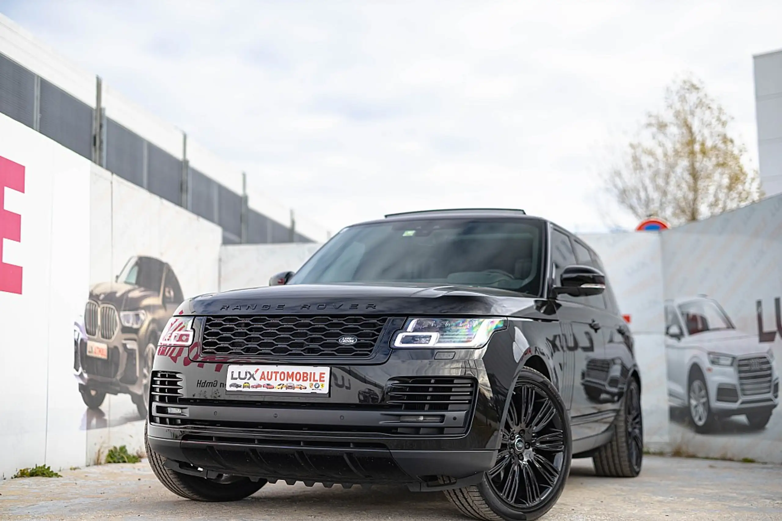 Land Rover - Range Rover