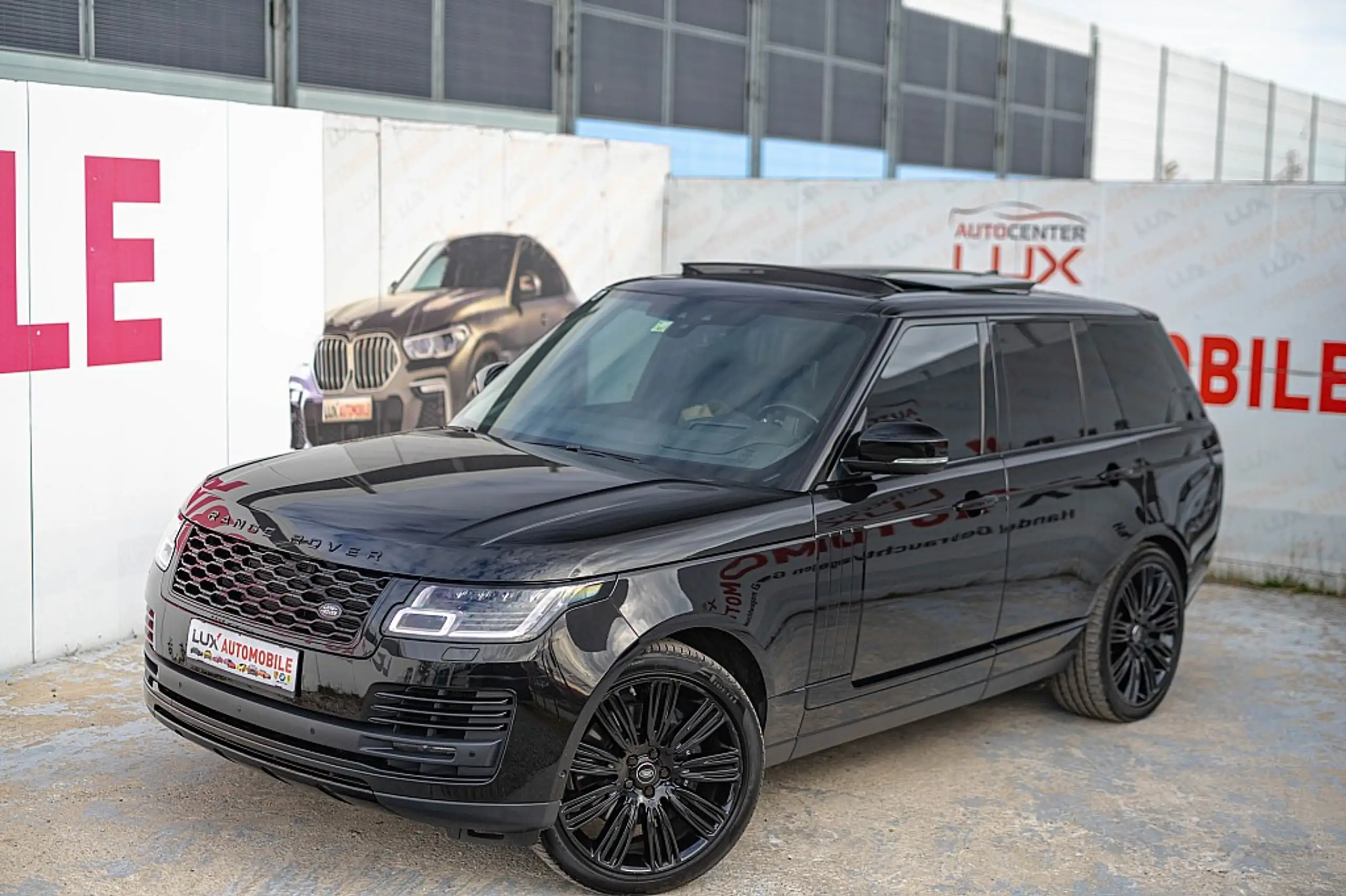 Land Rover - Range Rover