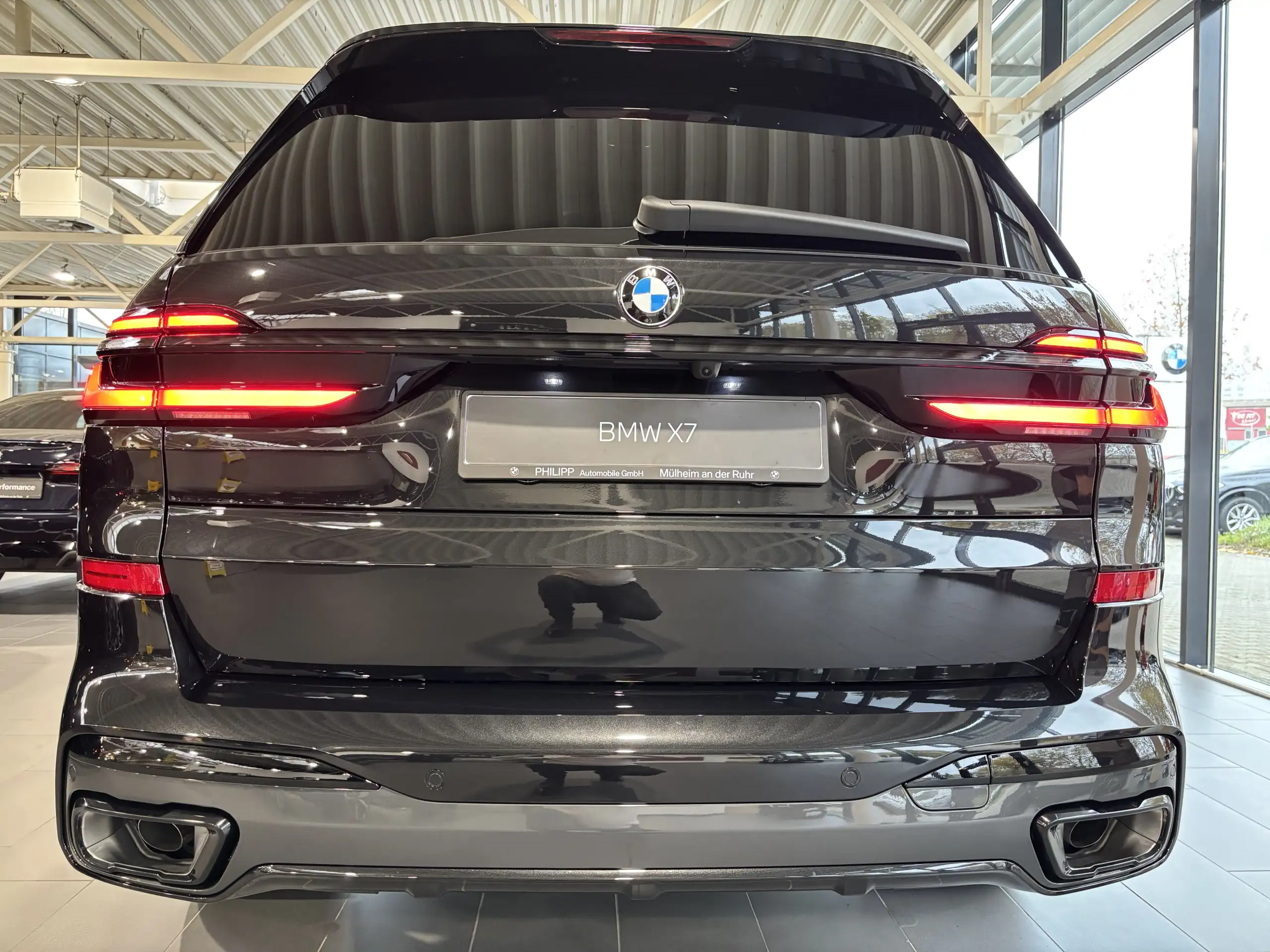 BMW - X7